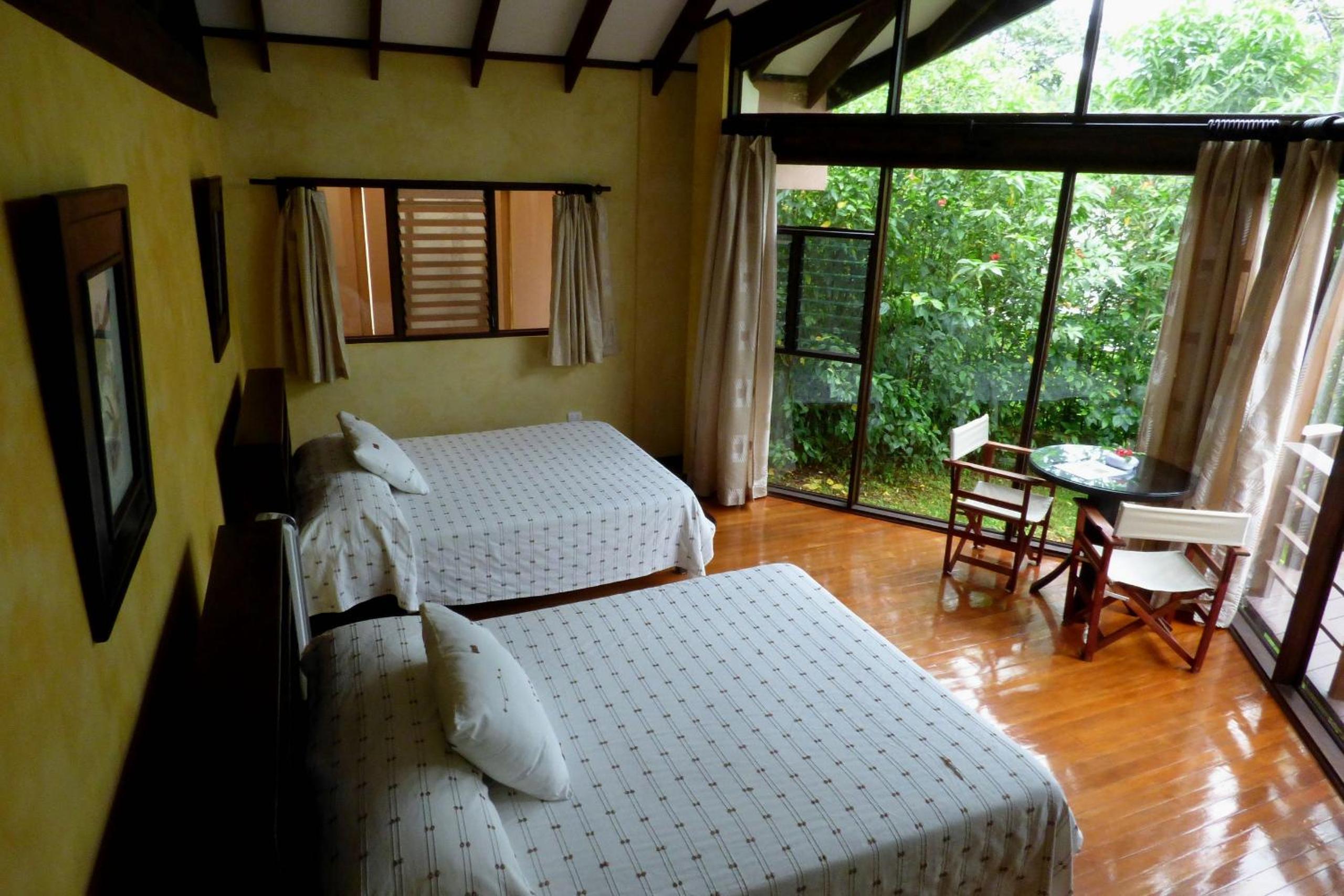 Bungalow with Patio