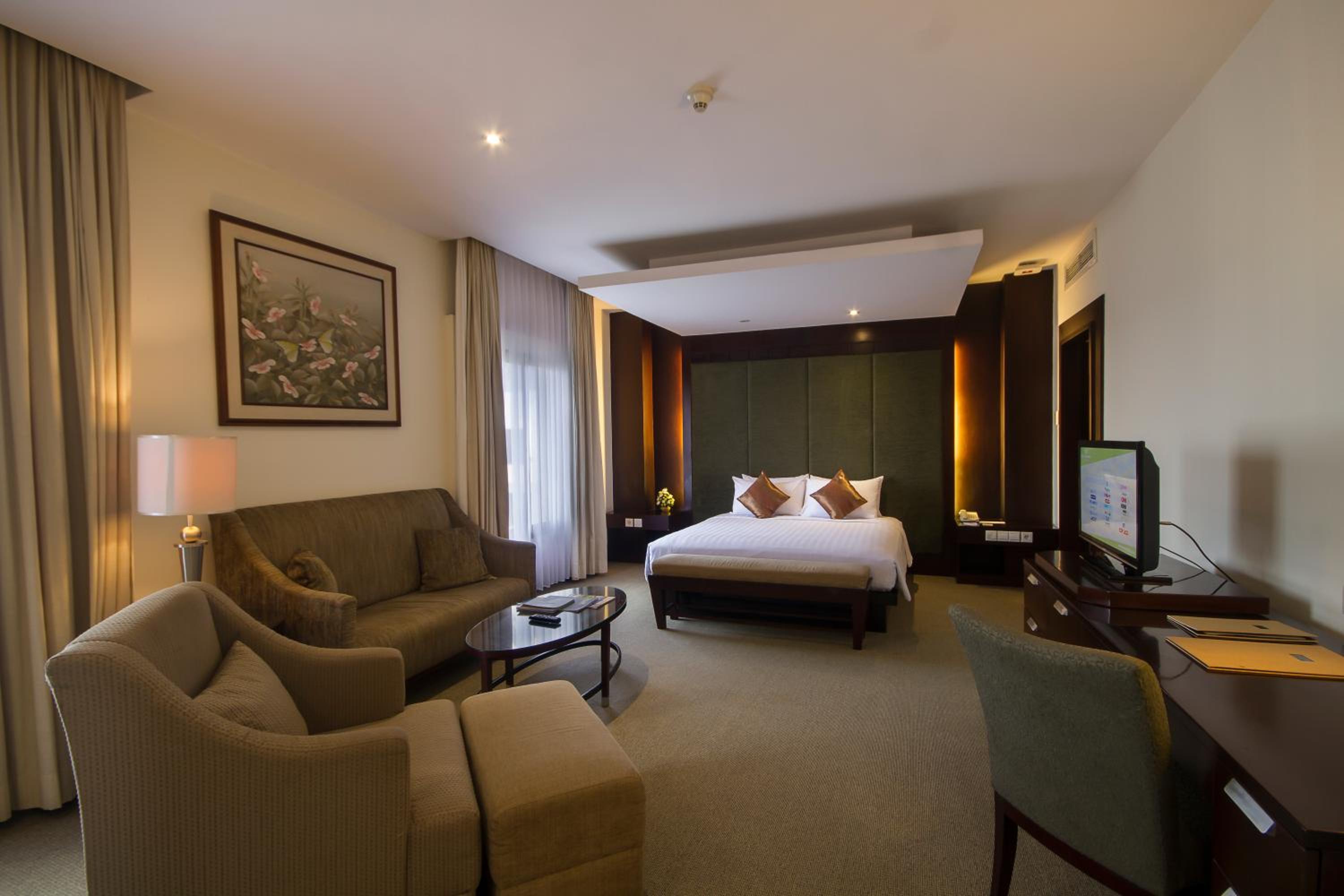 Deluxe Suite - Photo 4