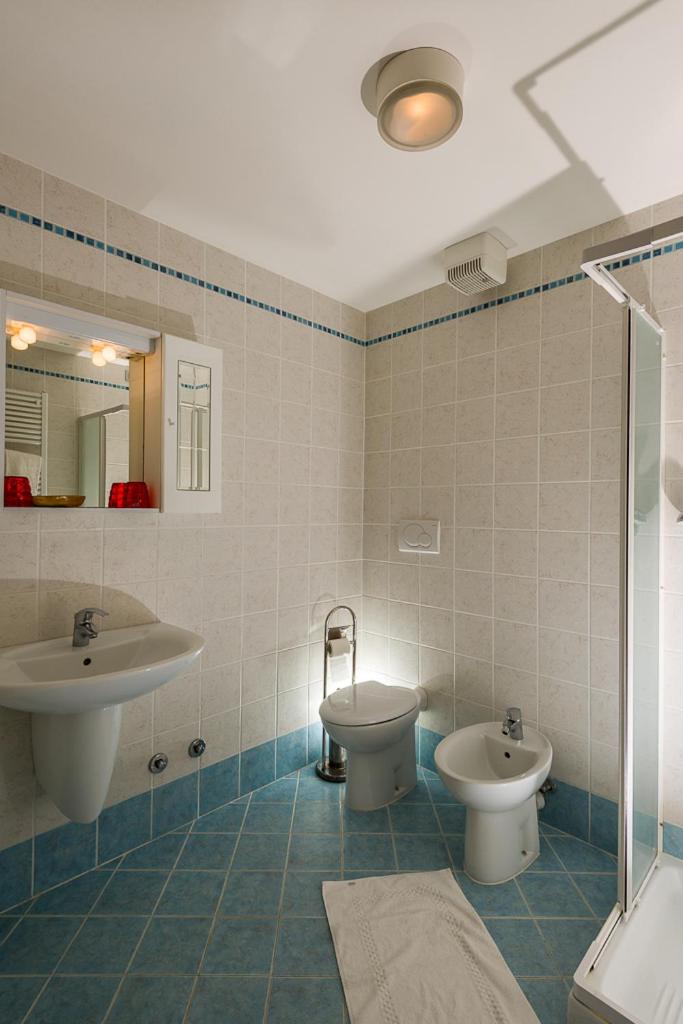 Double or Twin Room photo 2