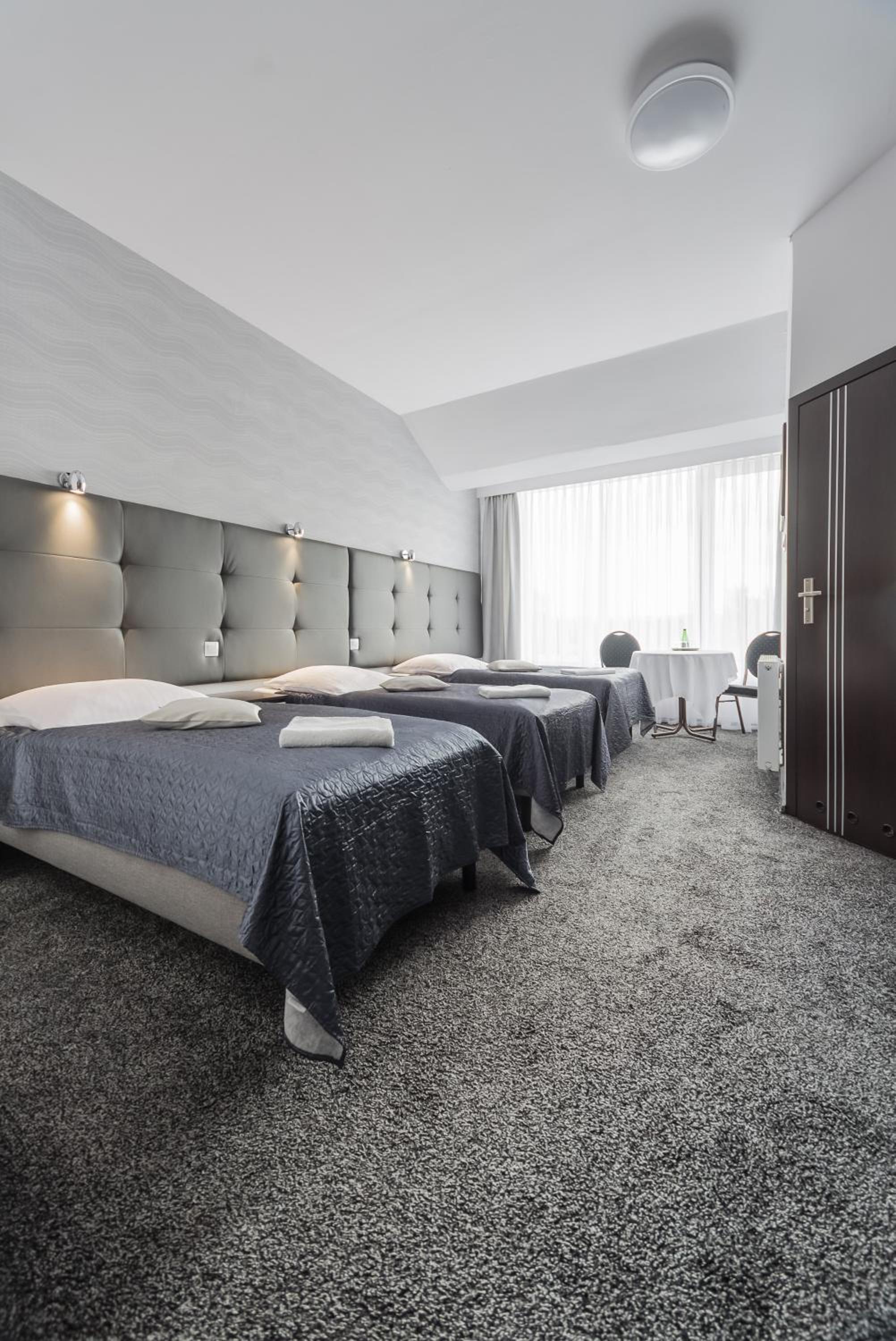 Triple Room - Photo 1