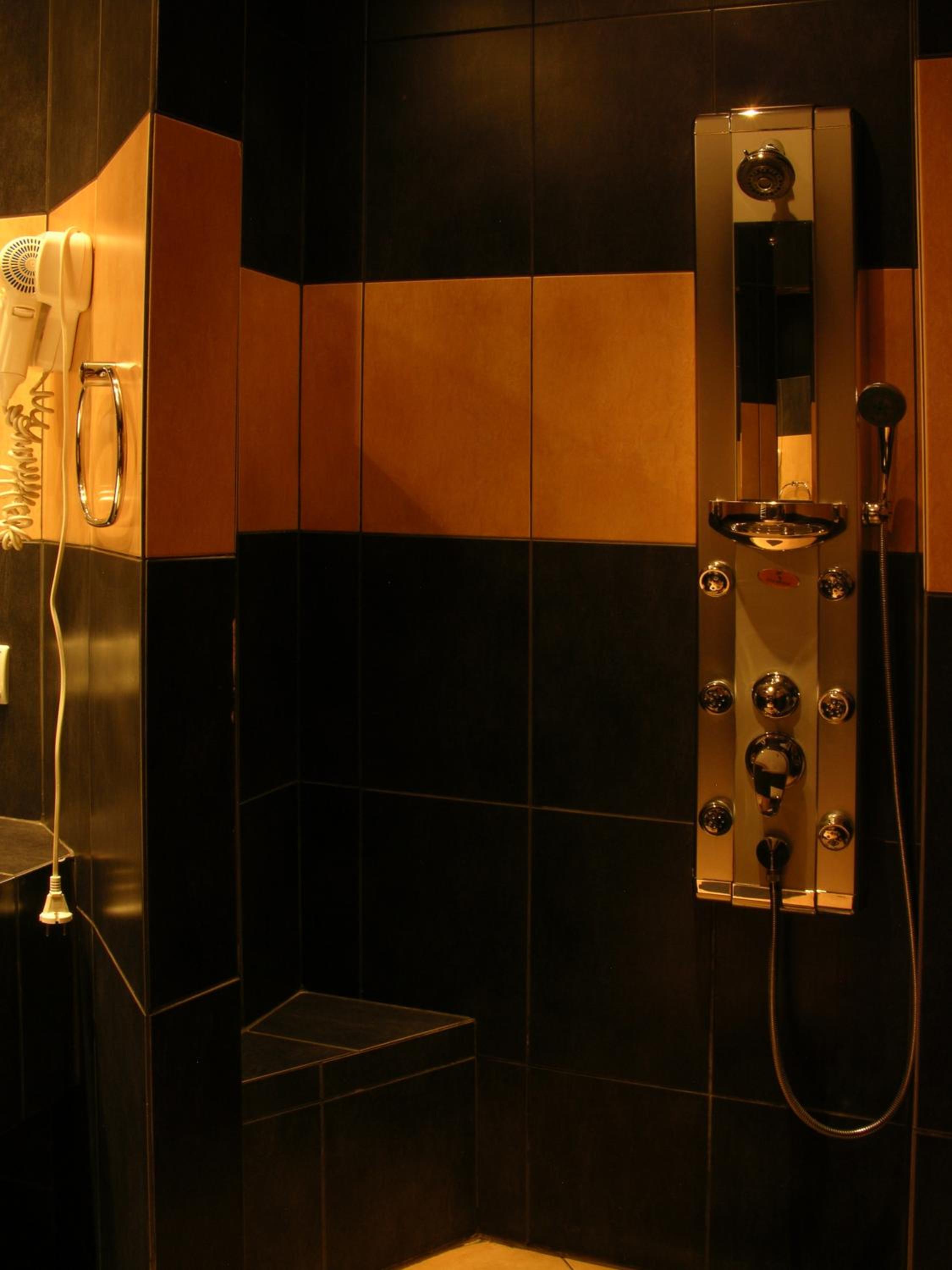 Double Room - Photo 6