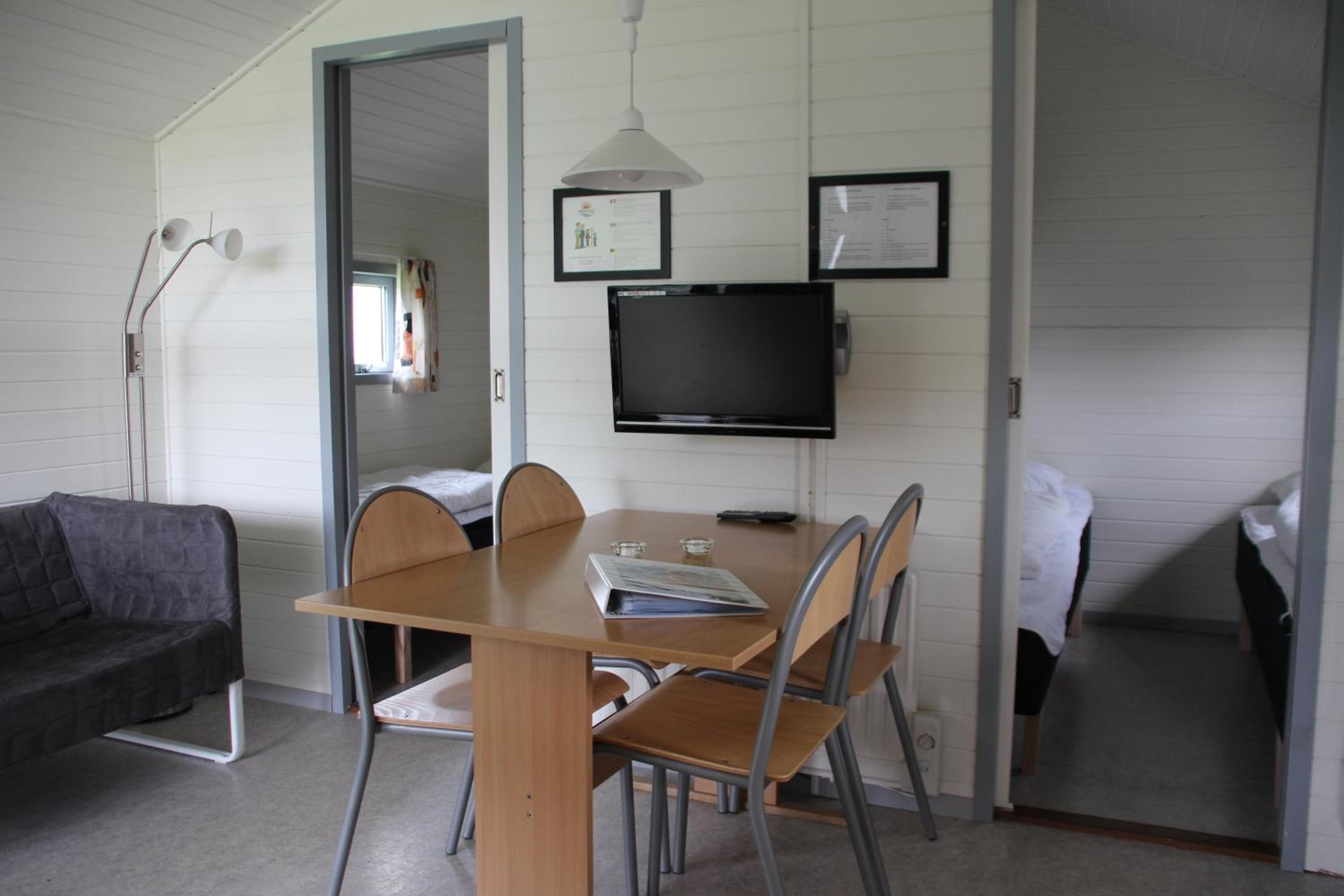 Superior Cottage (5 Adults)
