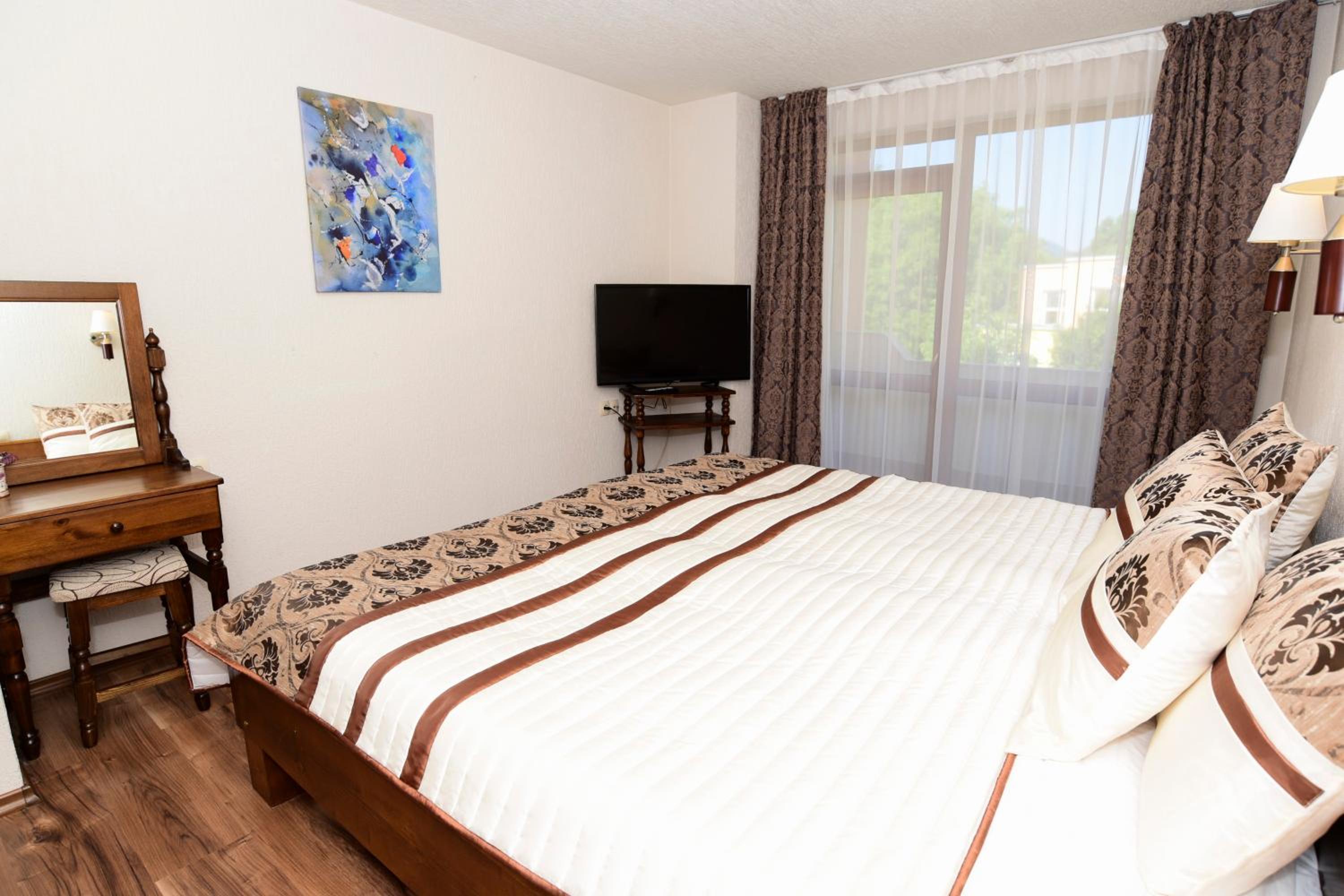 Triple Room with Terrace photo 3