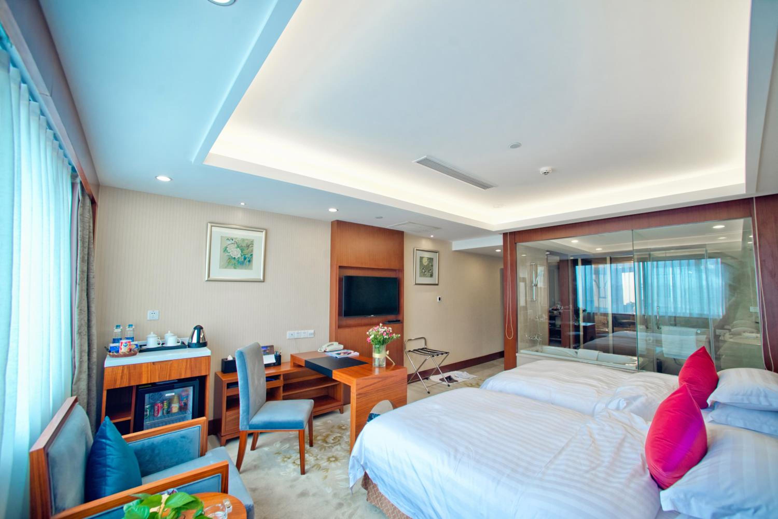 Standard Twin Room - Photo 1