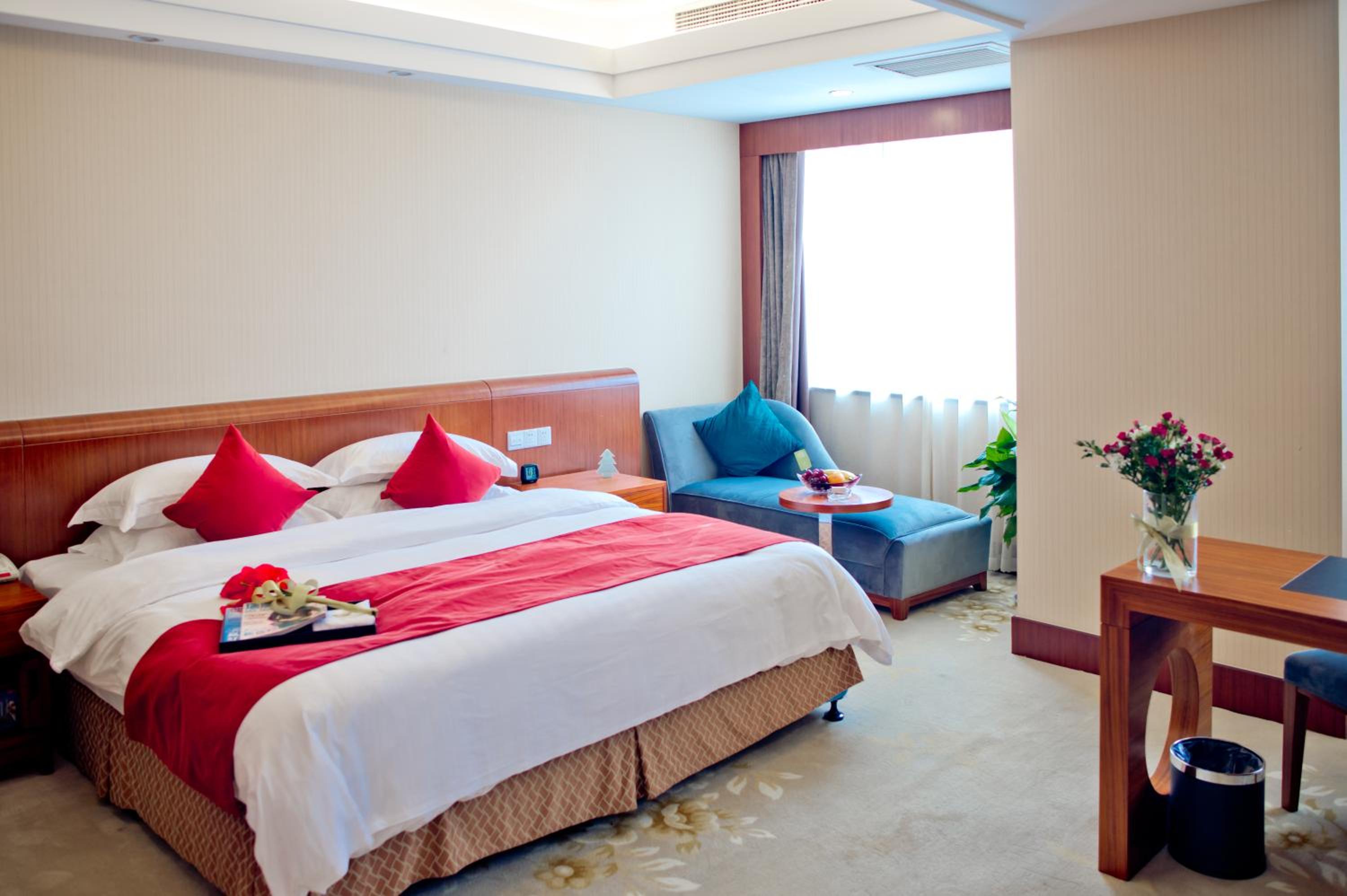 Standard Queen Room - Photo 1