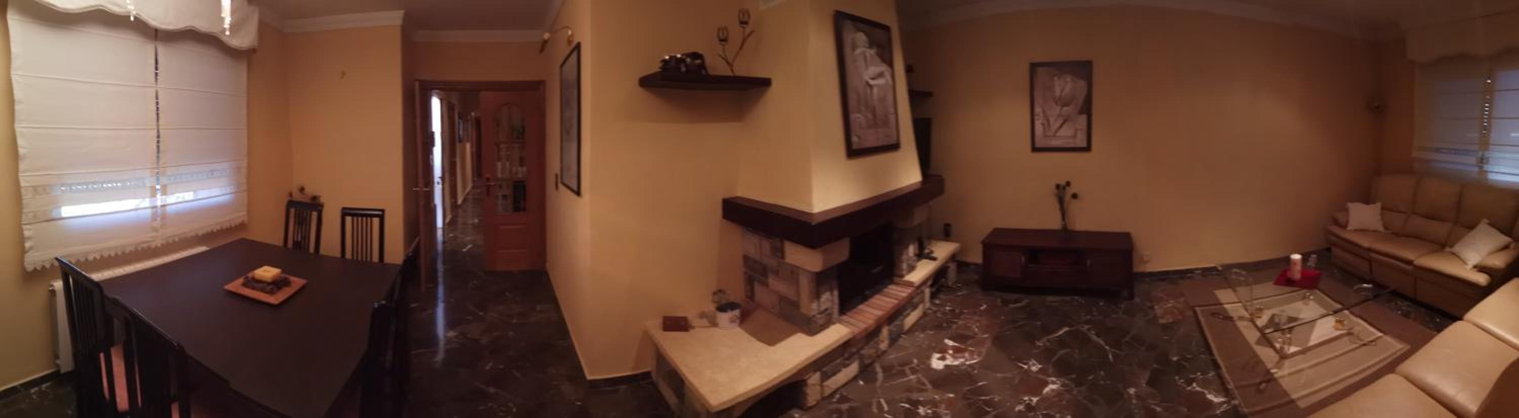 Casa de cuatro habitaciones