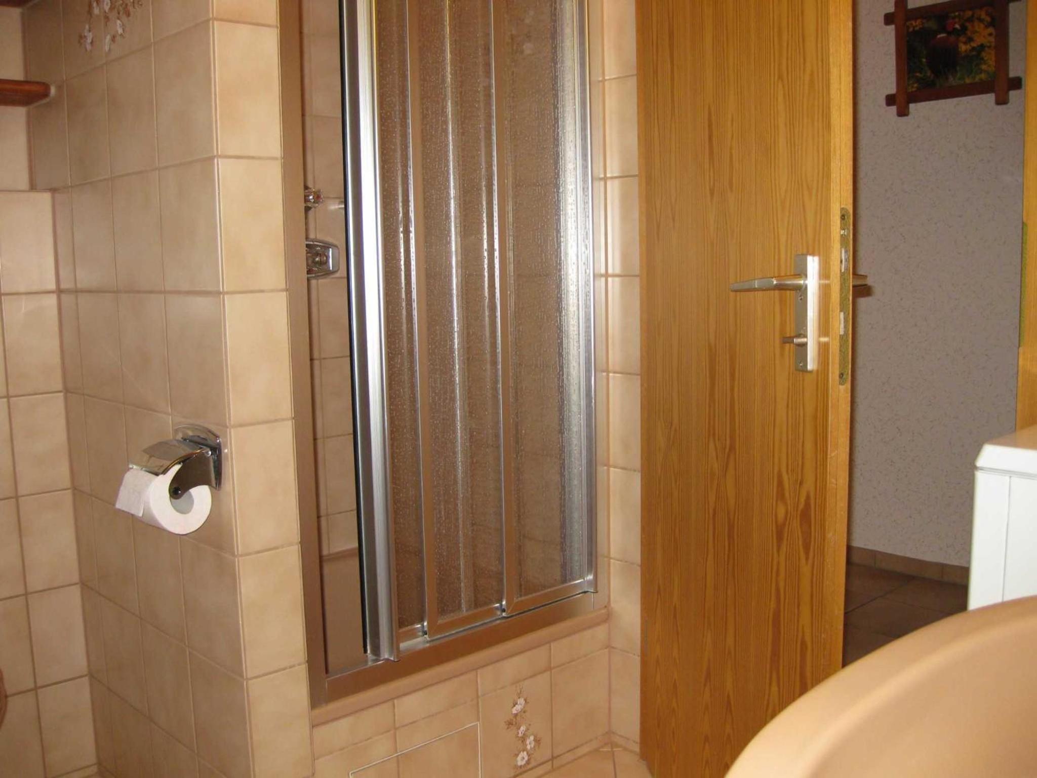 Family Room with Sauna photo 2