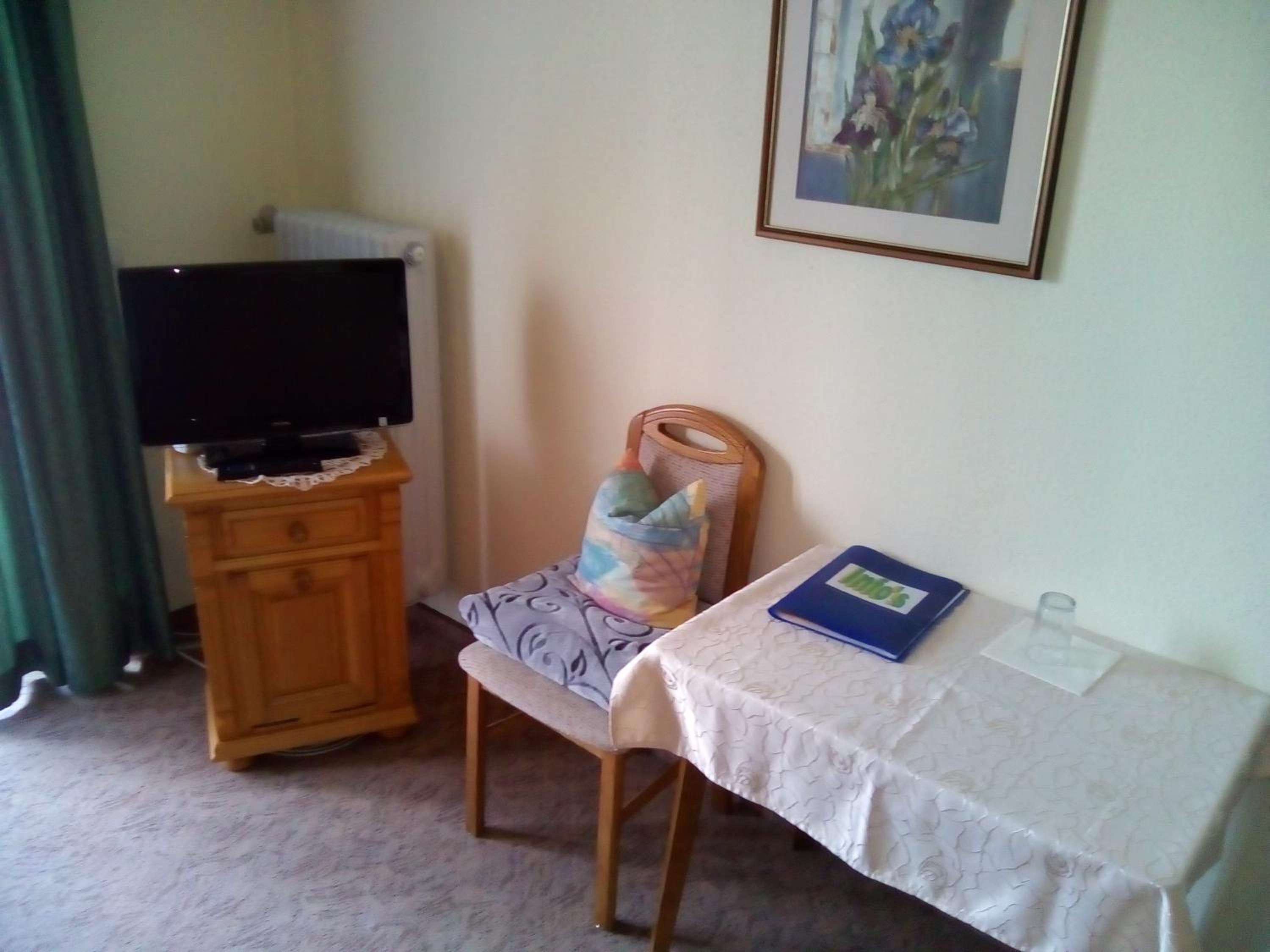 Single Room photo 3