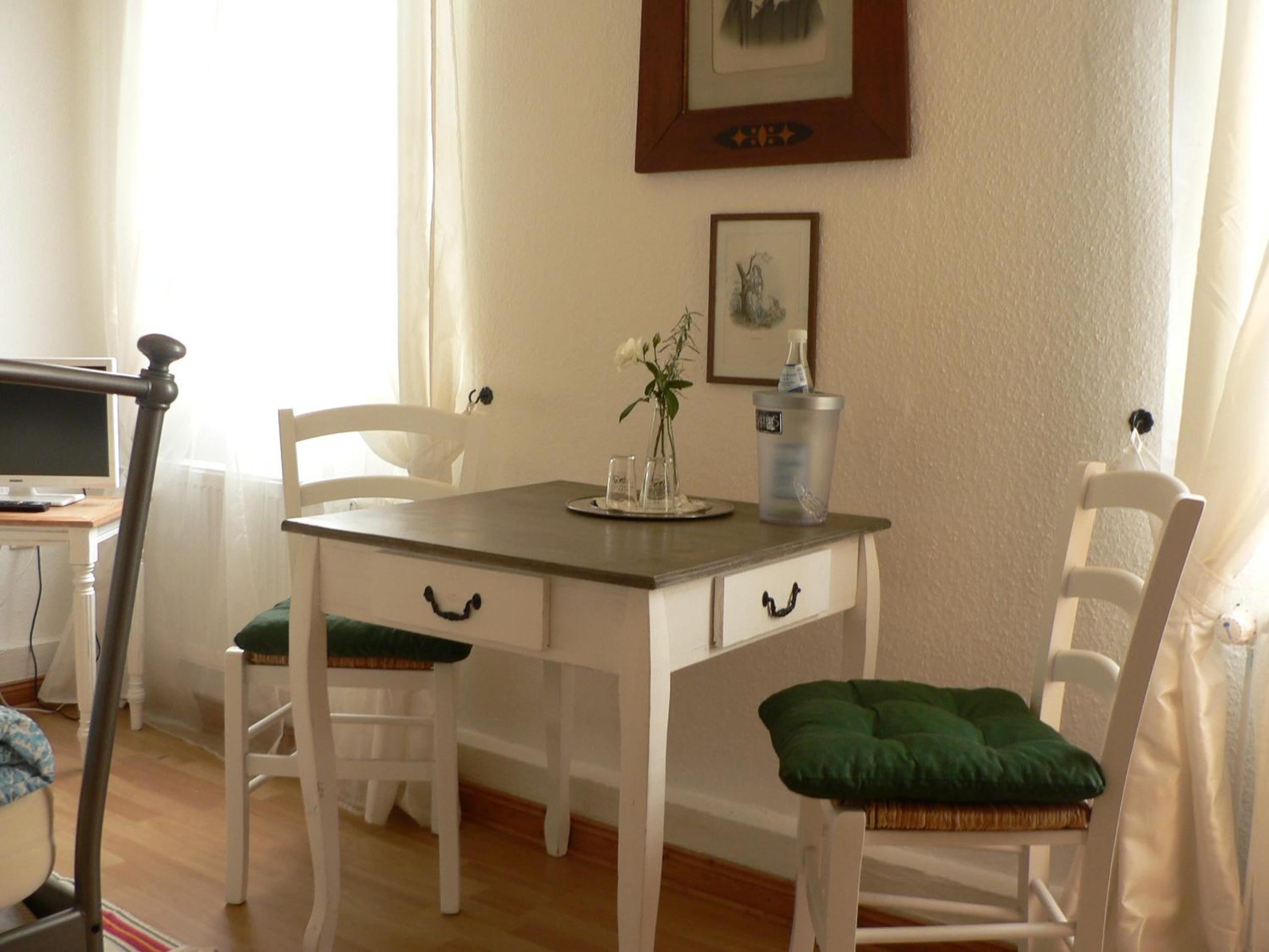 Small Double Room photo 3