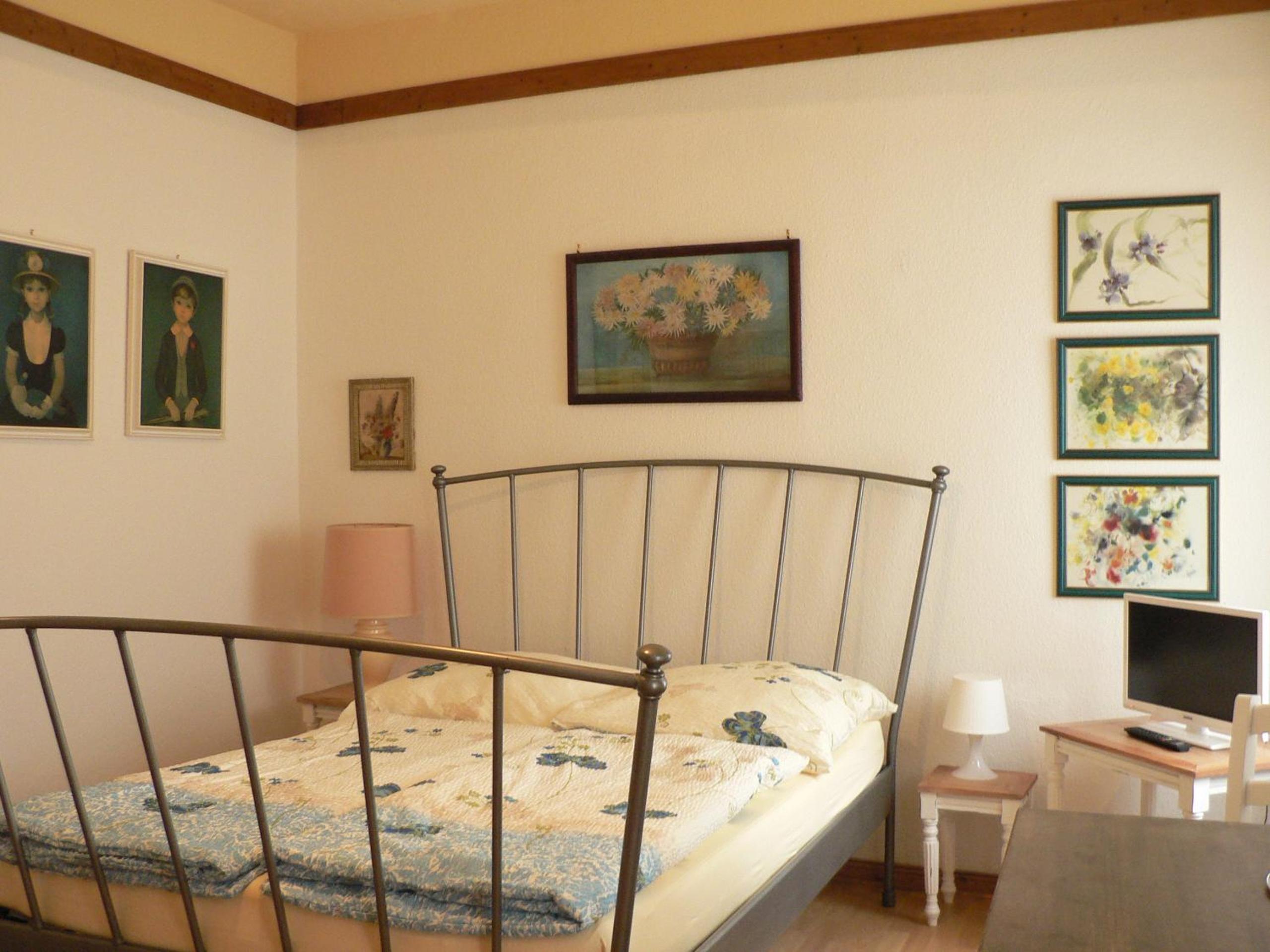 Small Double Room photo 1