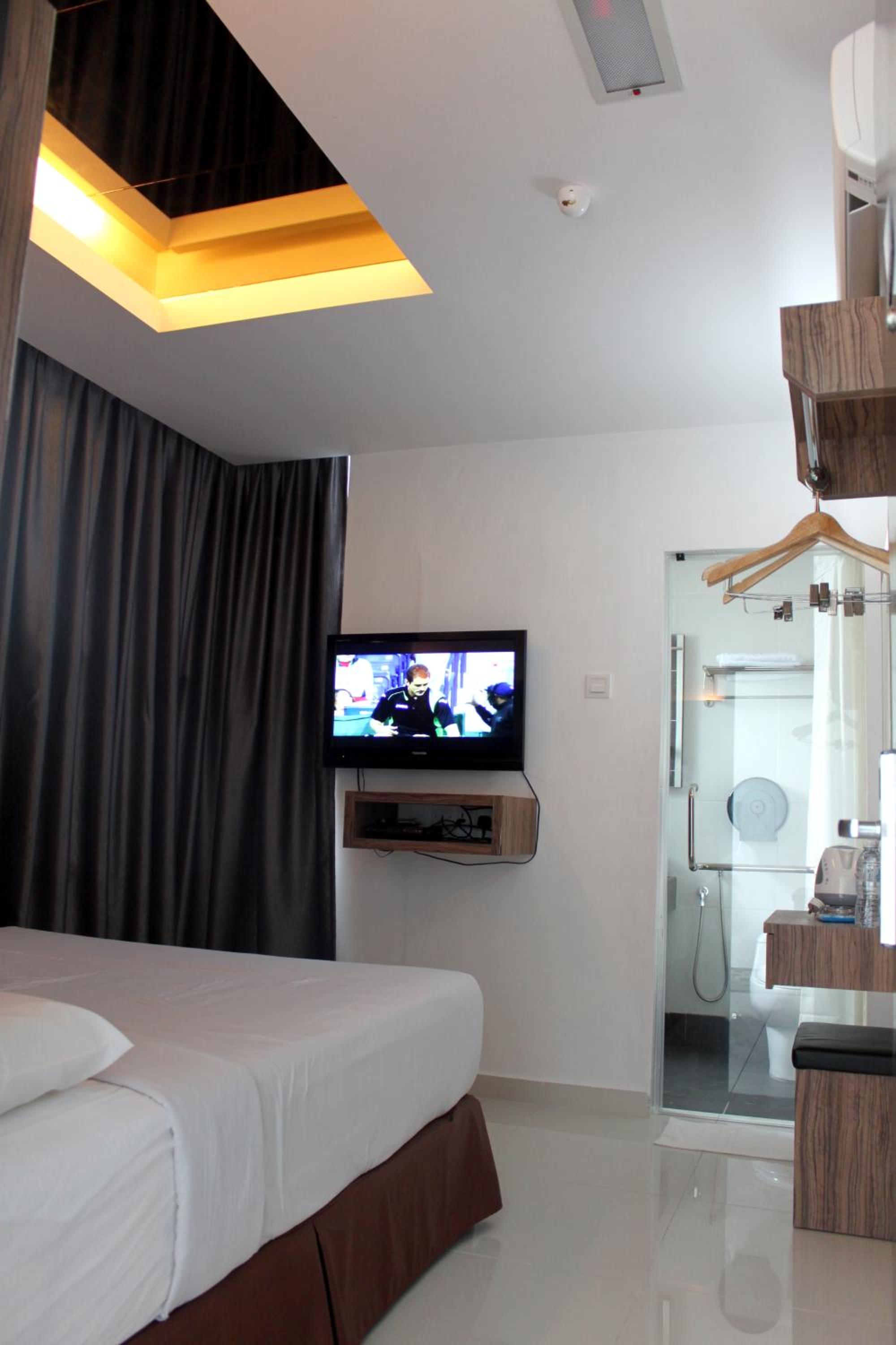 Deluxe Double Room photo 2