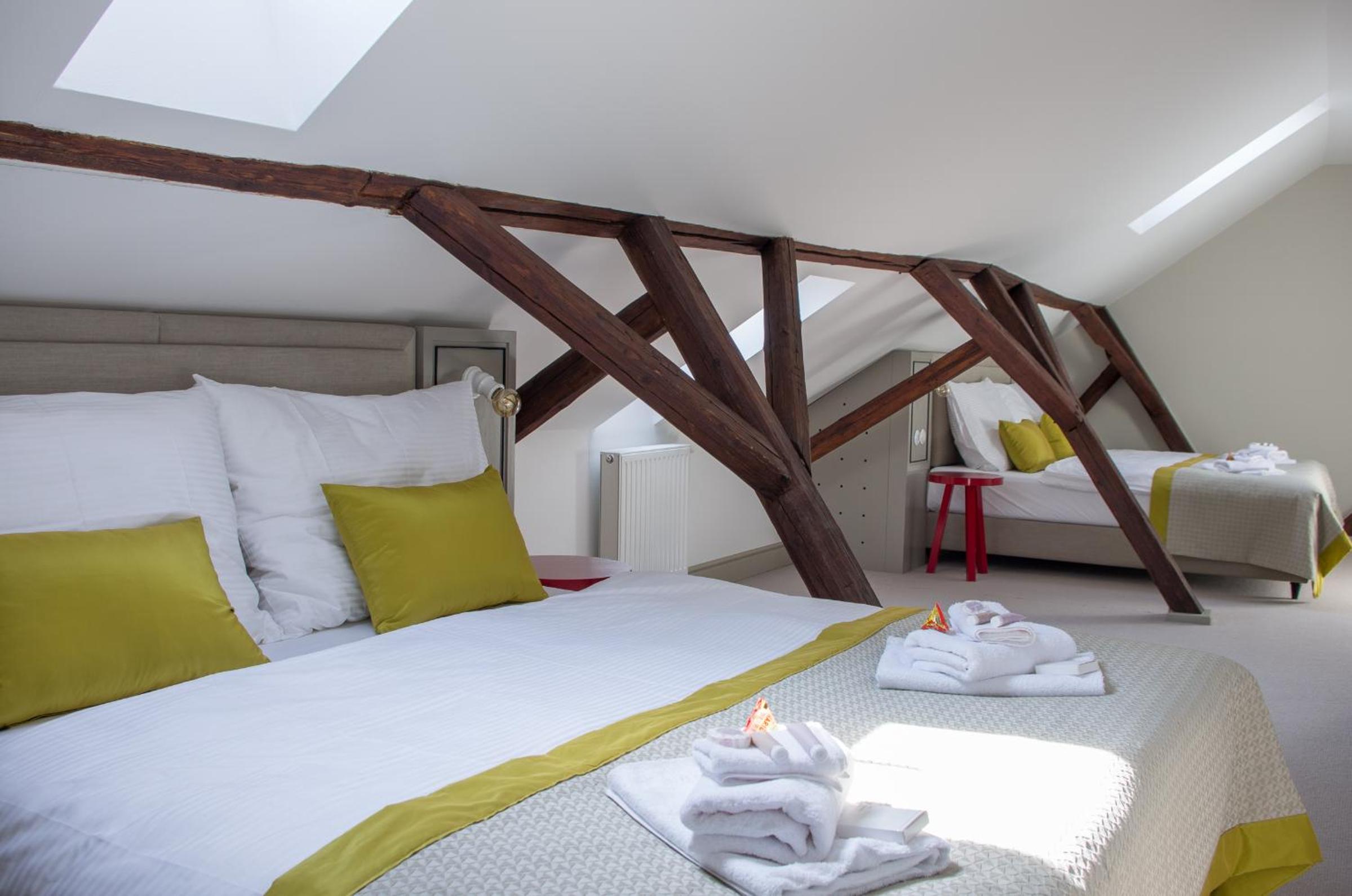 Classic Quadruple Room