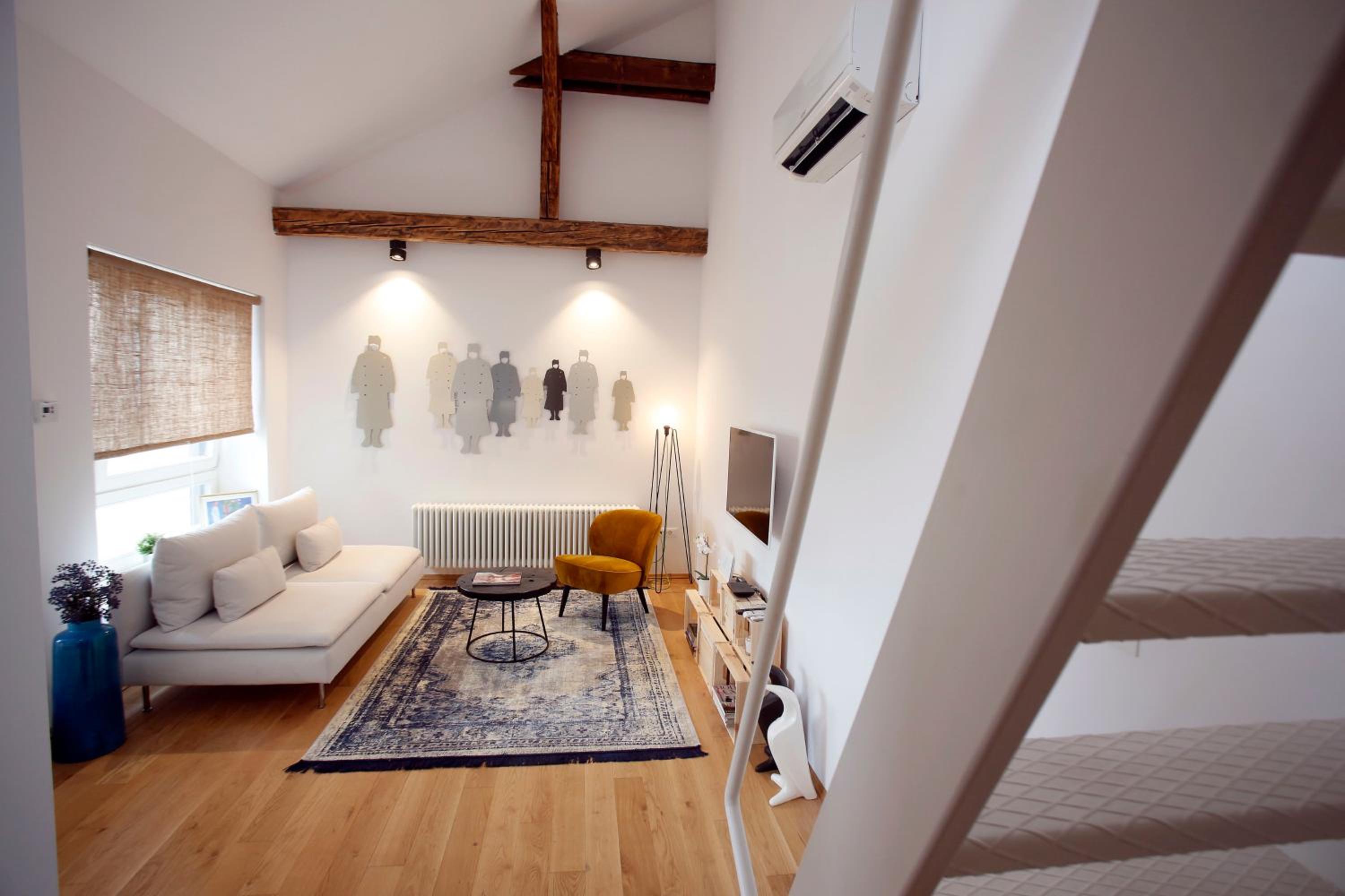 Apartment with Terrace