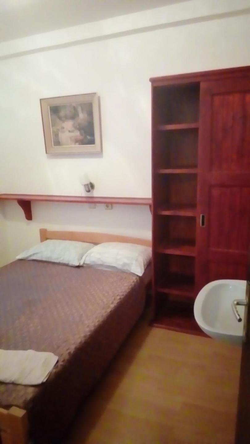 Two-Bedroom Apartment - Photo 2