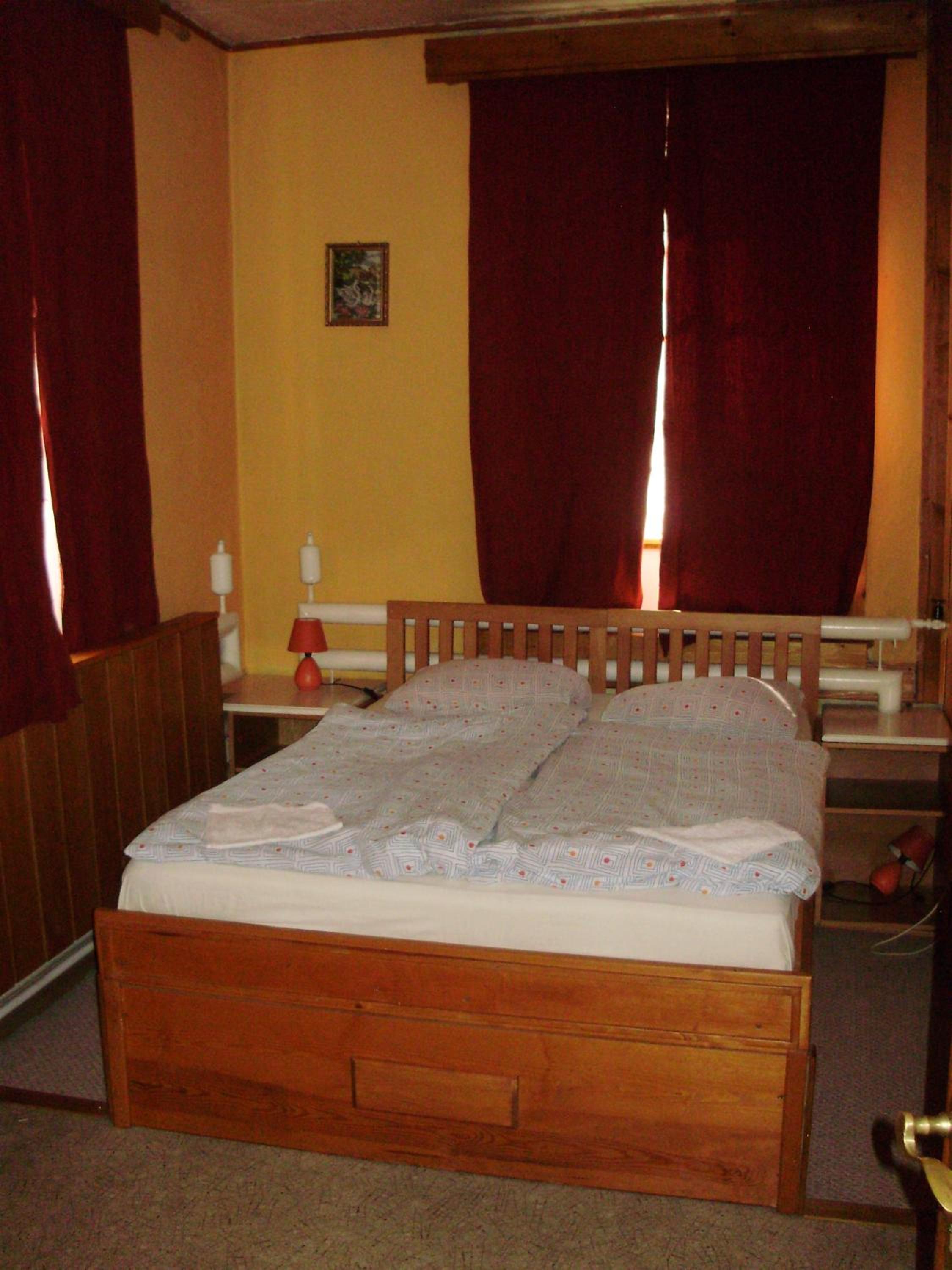 Four-Bedroom House photo 2