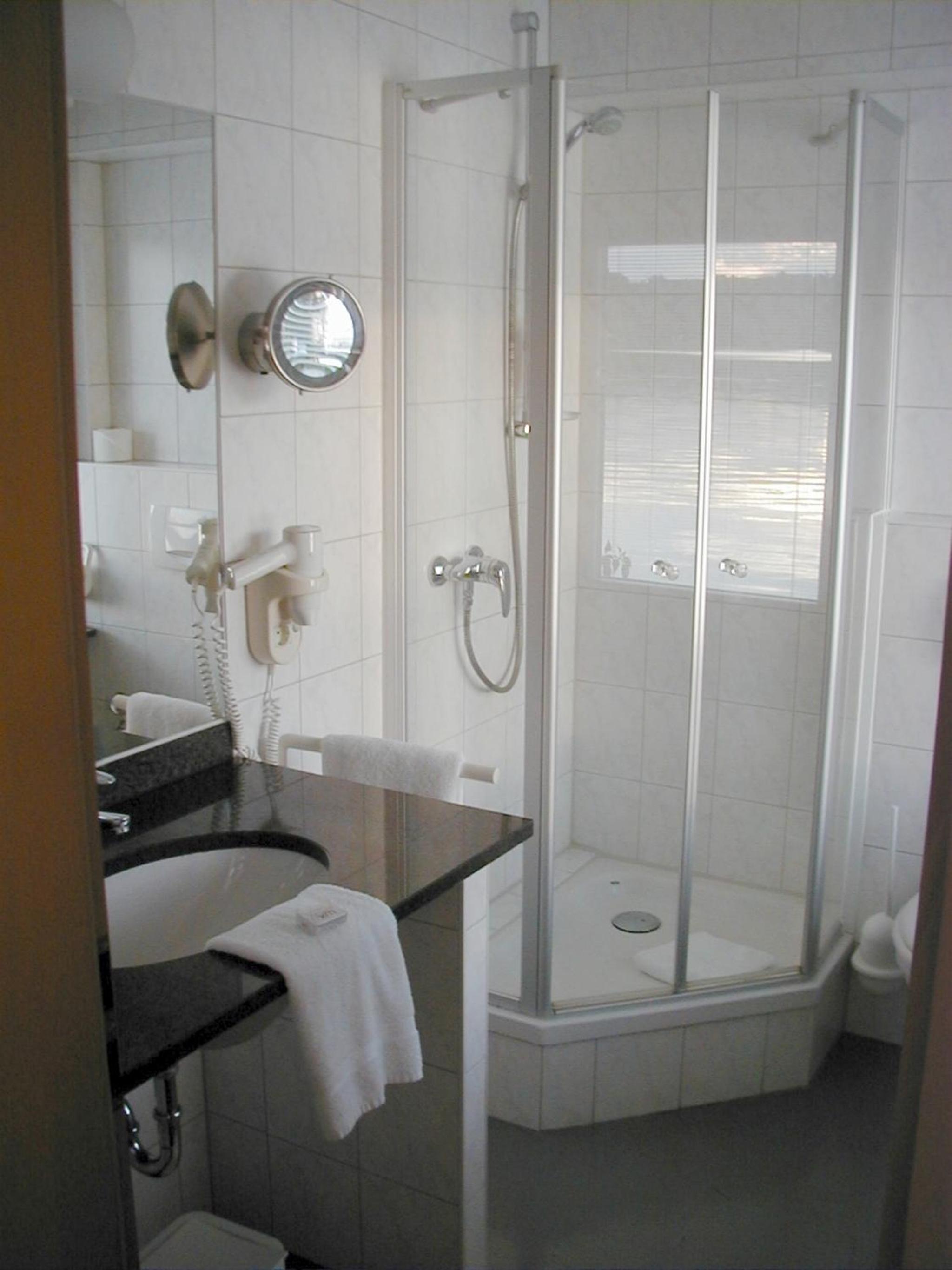 Double Room - Photo 2