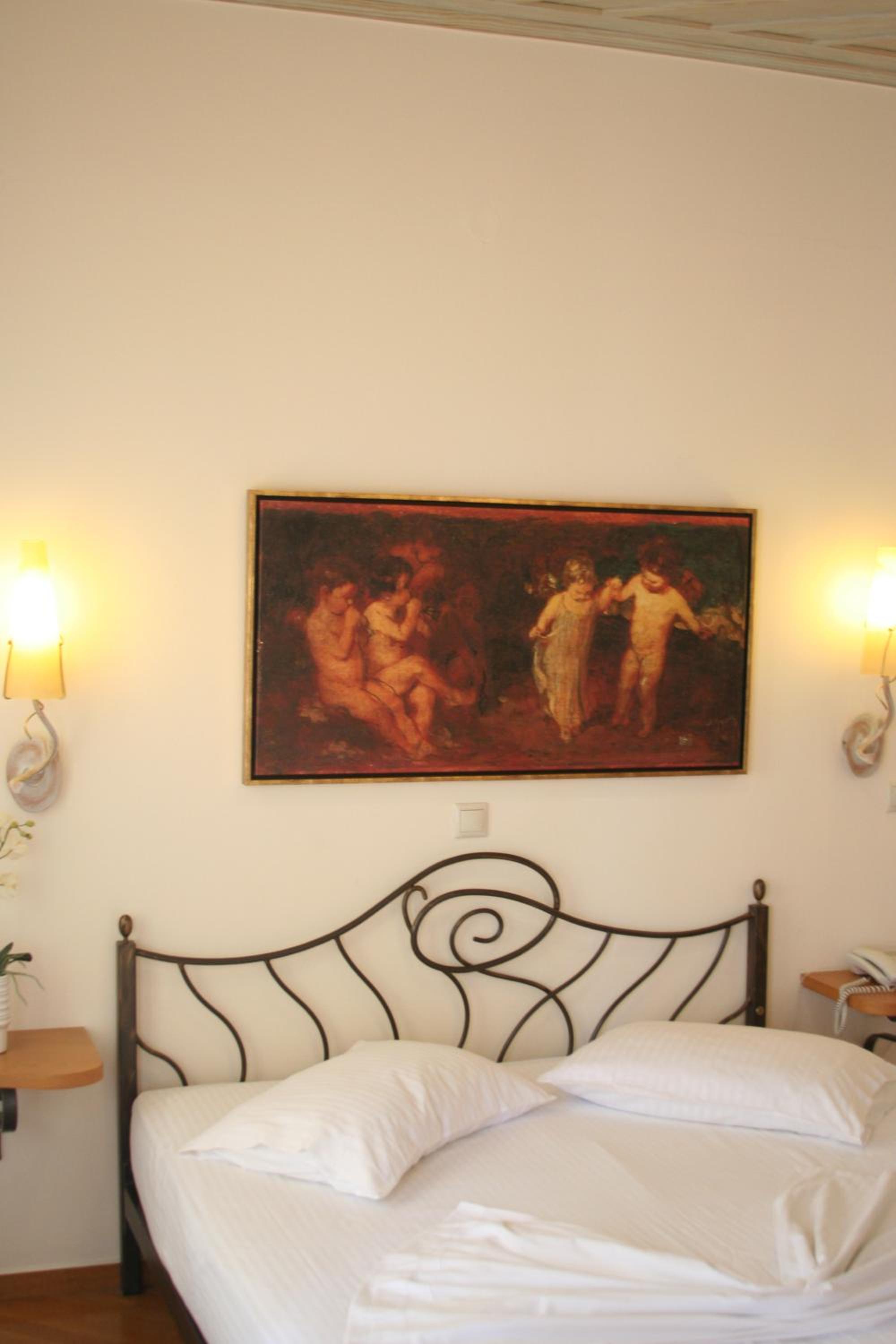 Standard Double Room photo 3