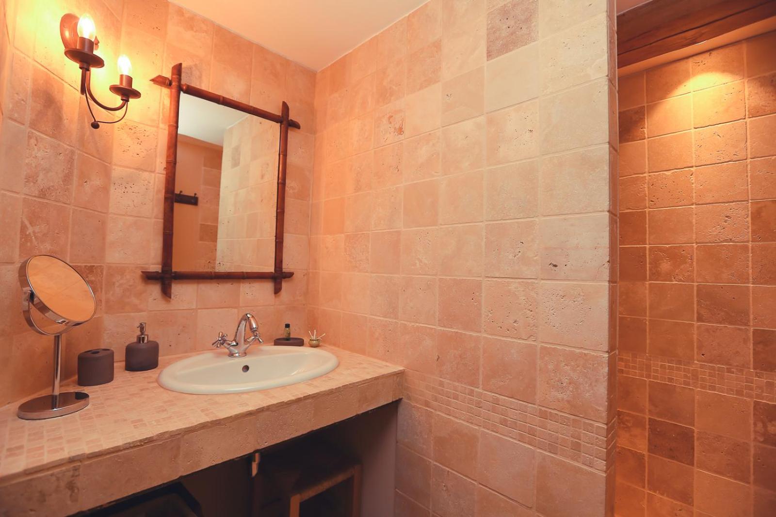 Queen Room - Photo 3