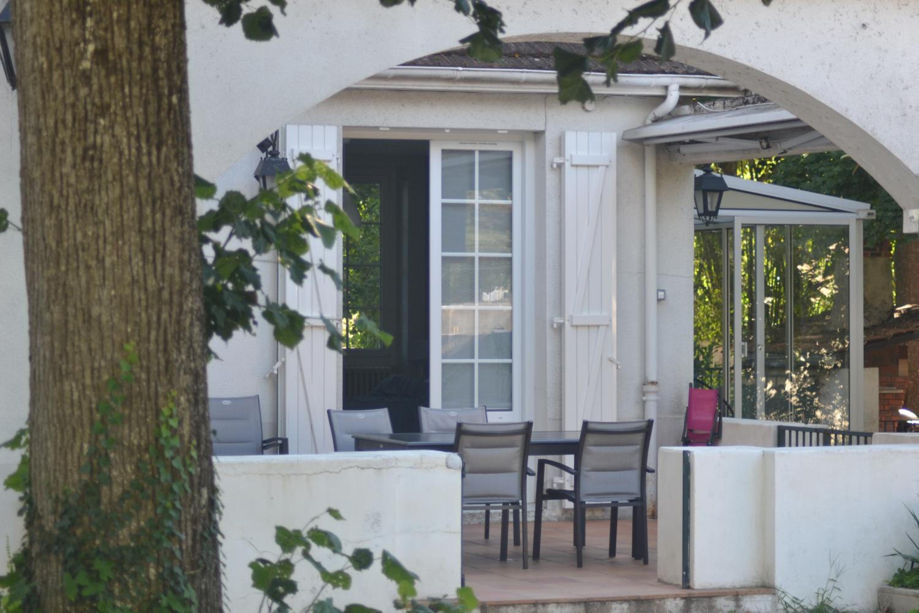 Suite with Garden View - Photo 1