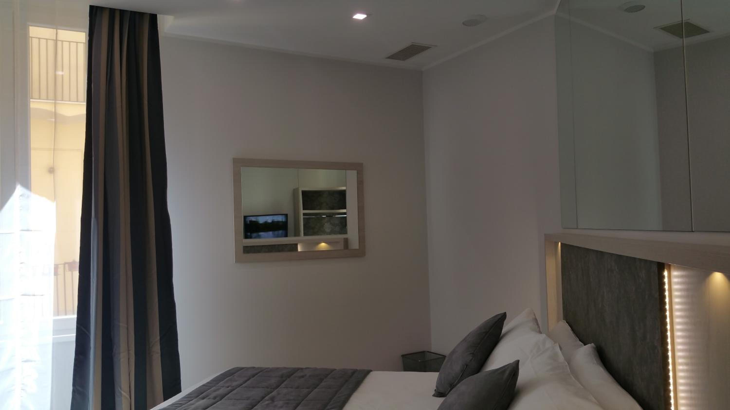 Double or Twin Room photo 2