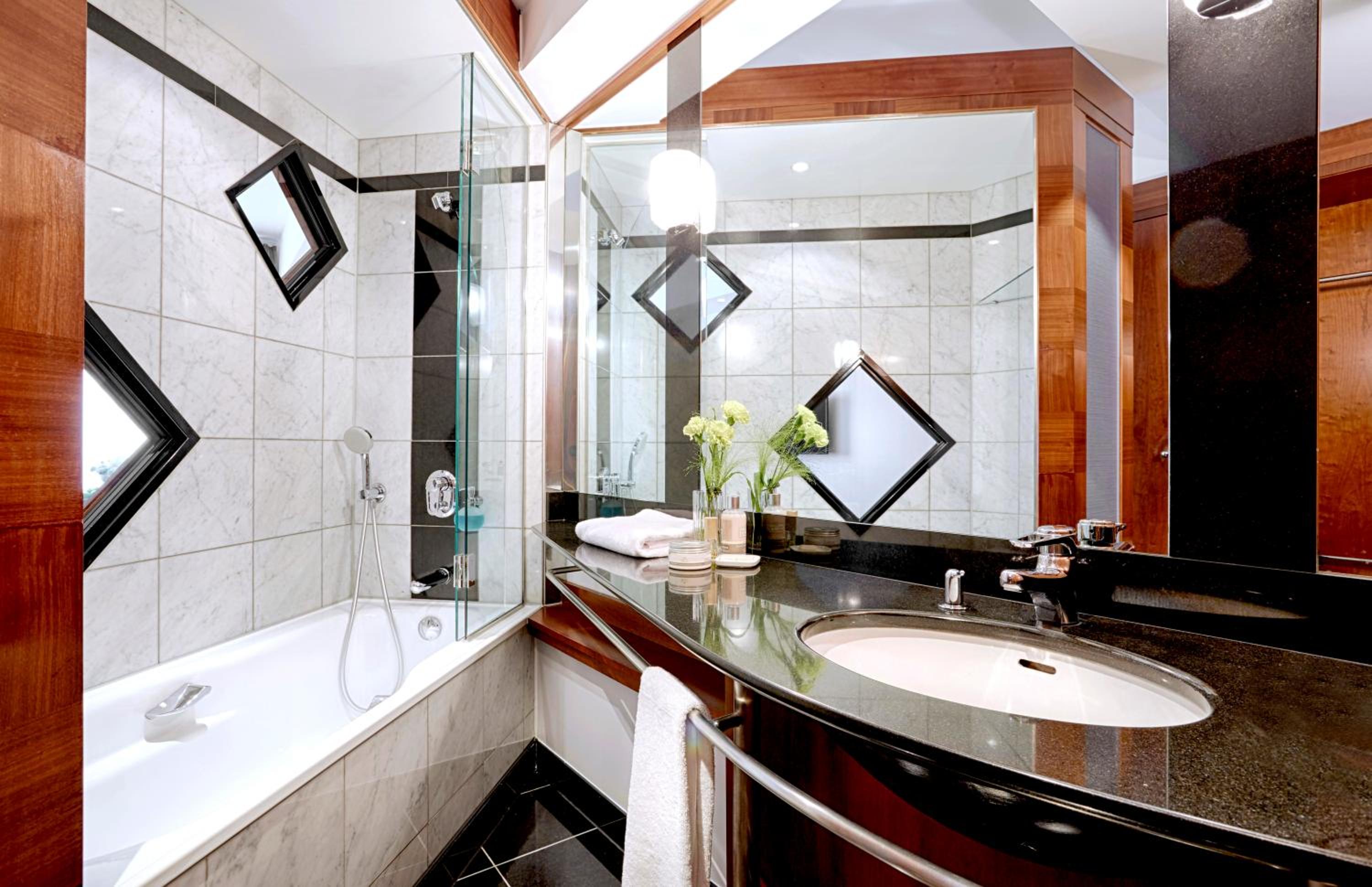 Double Room - Photo 5
