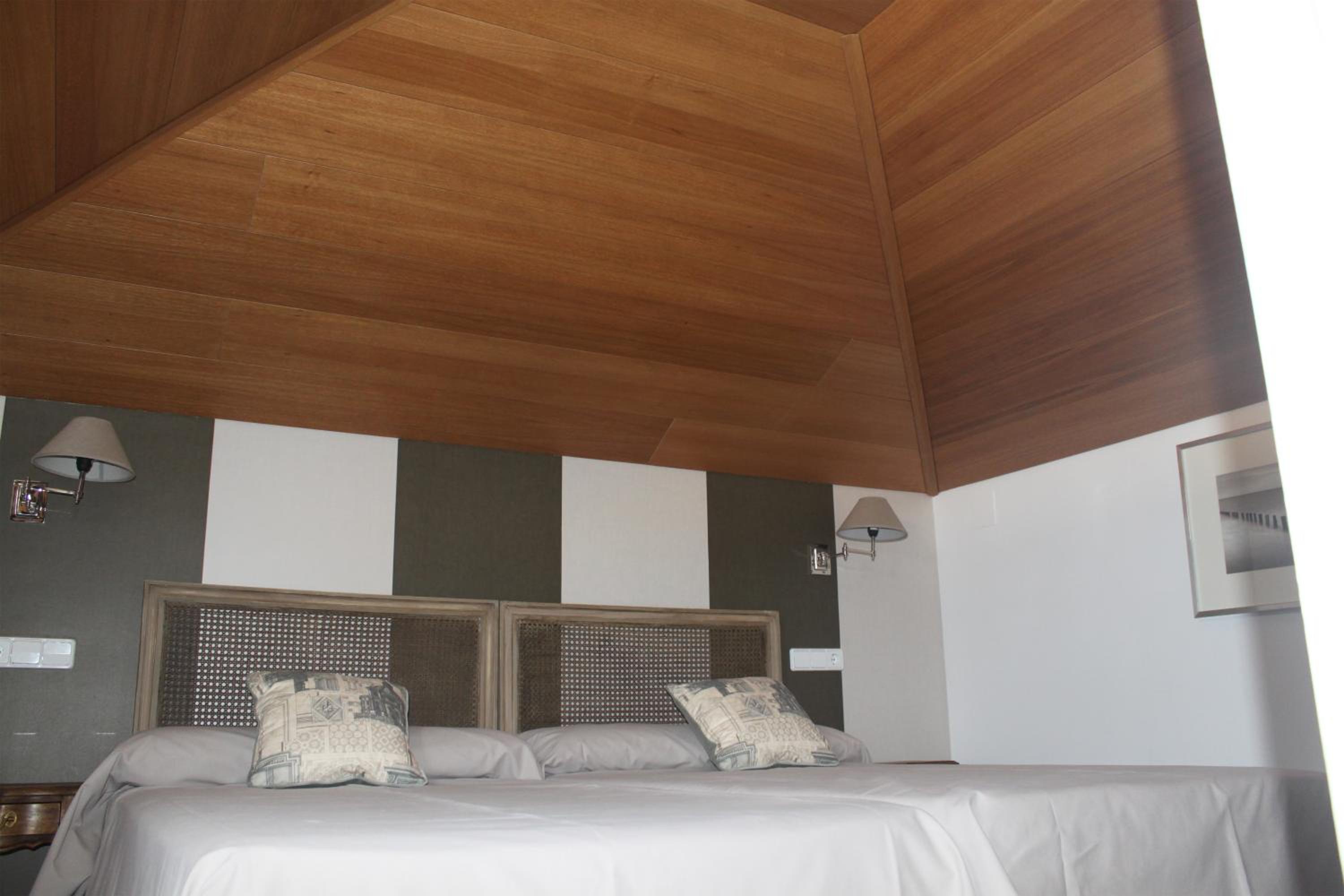 Double or Twin Room photo 3