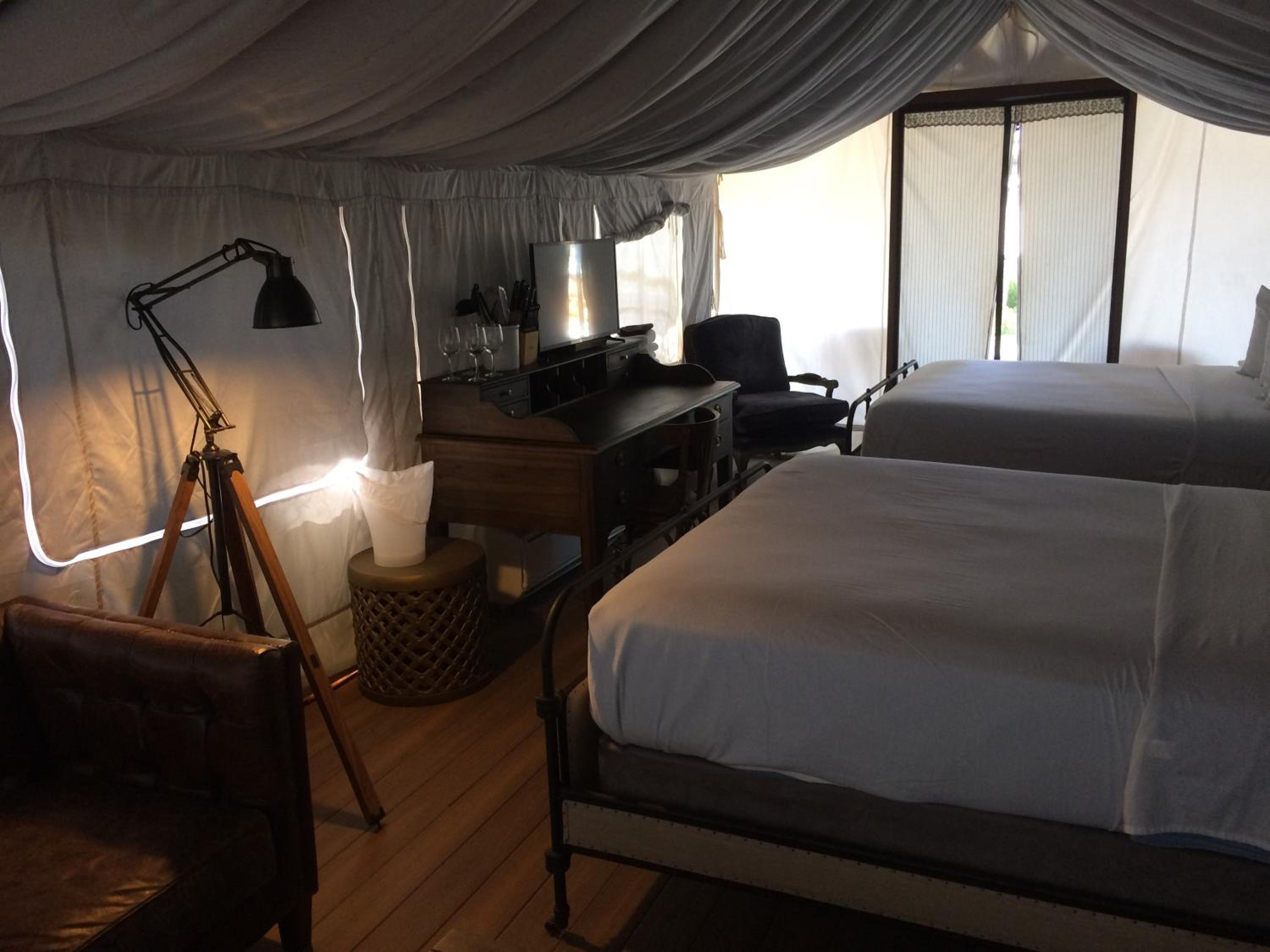 Tent (4 Adults) photo 1