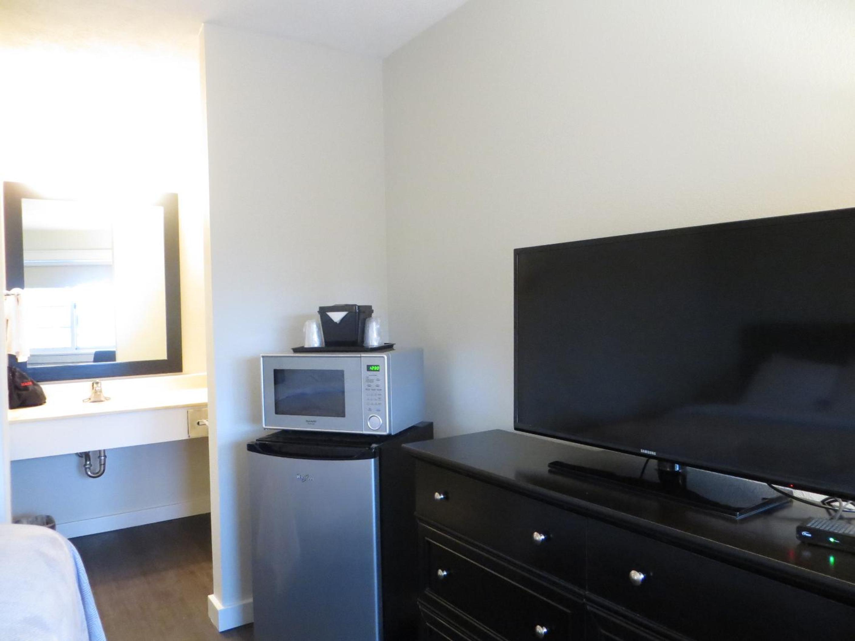 Standard Queen Room - Photo 2