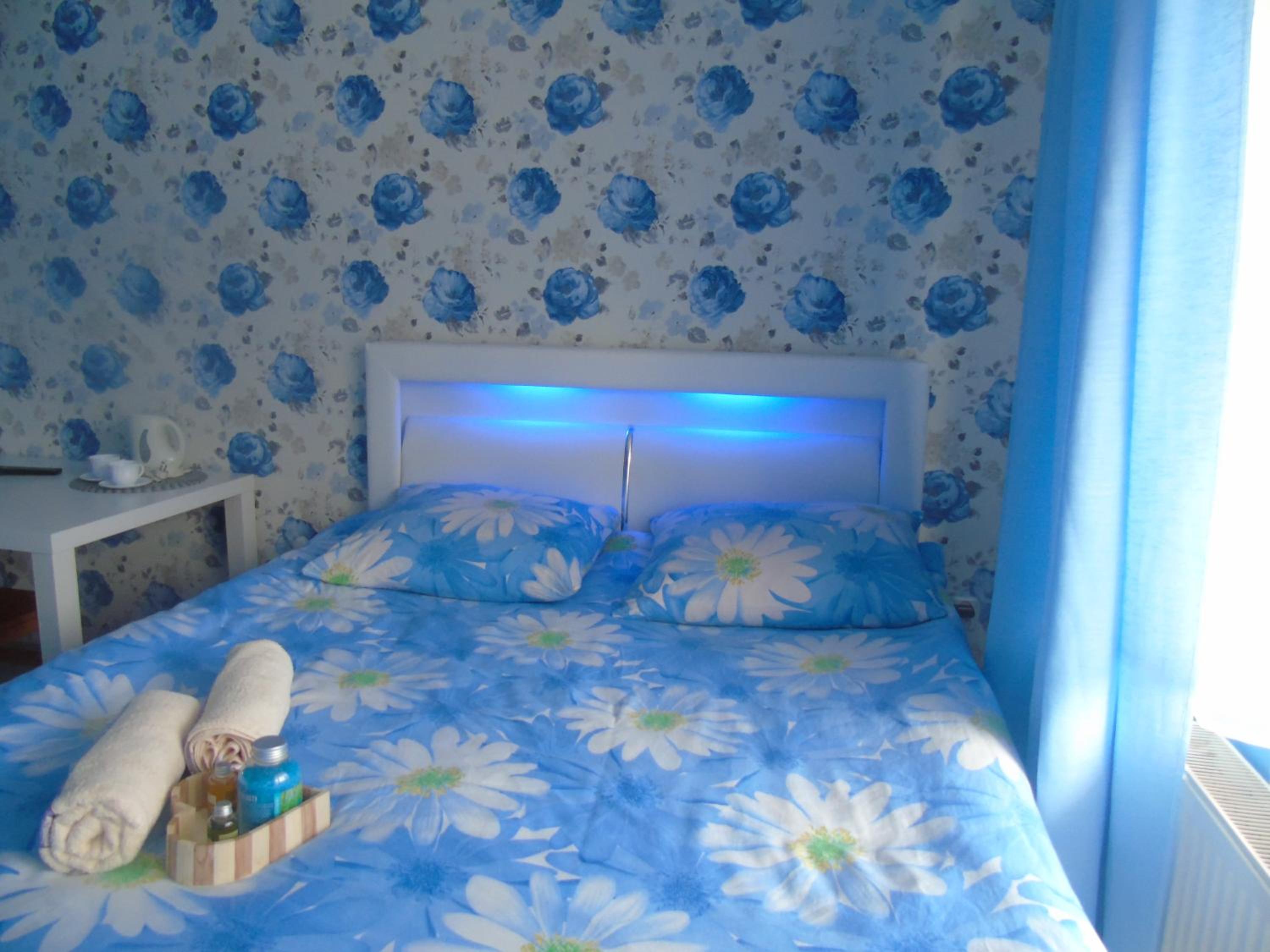 Deluxe Double Room - Photo 13