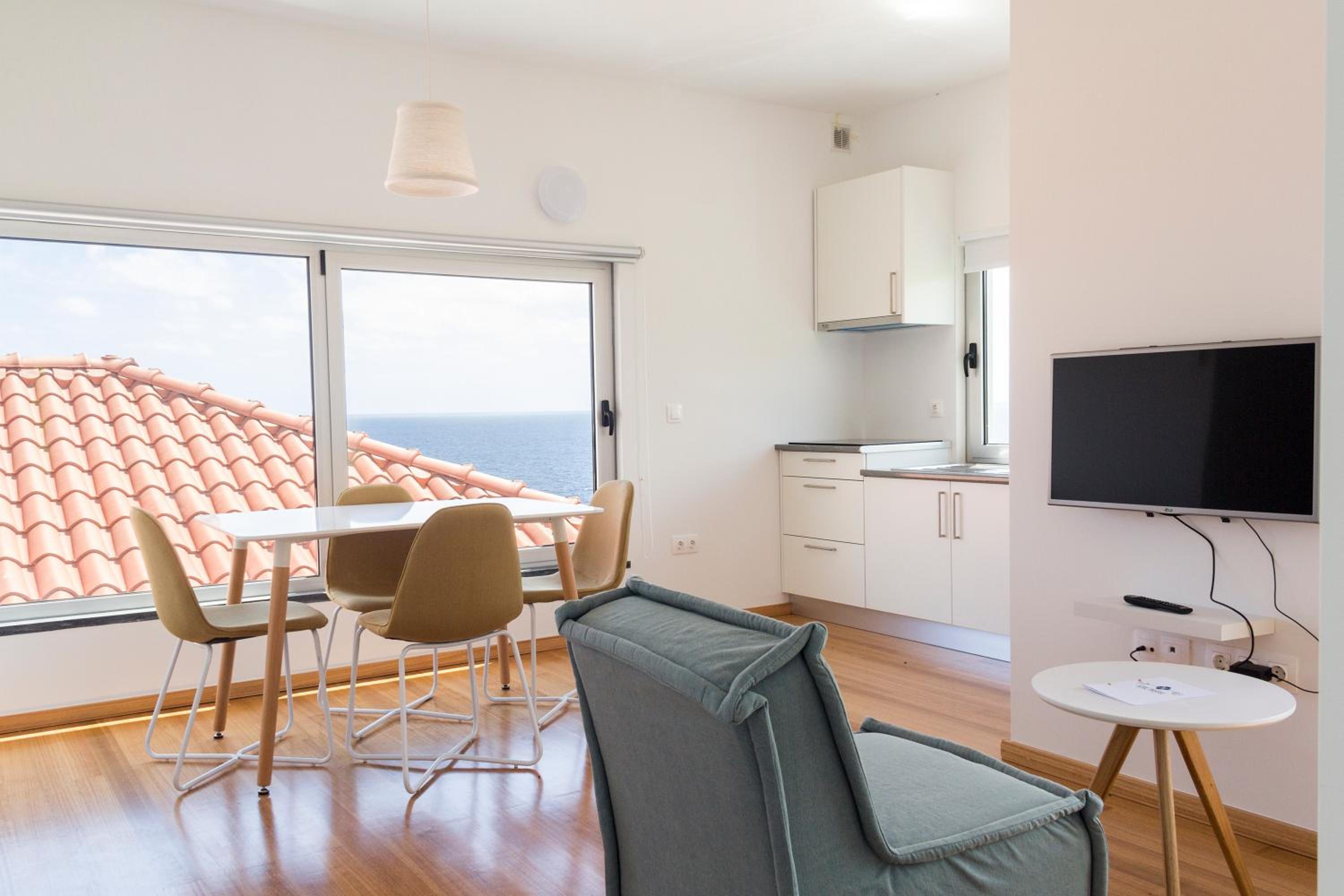 Studio Apartment with Sea View