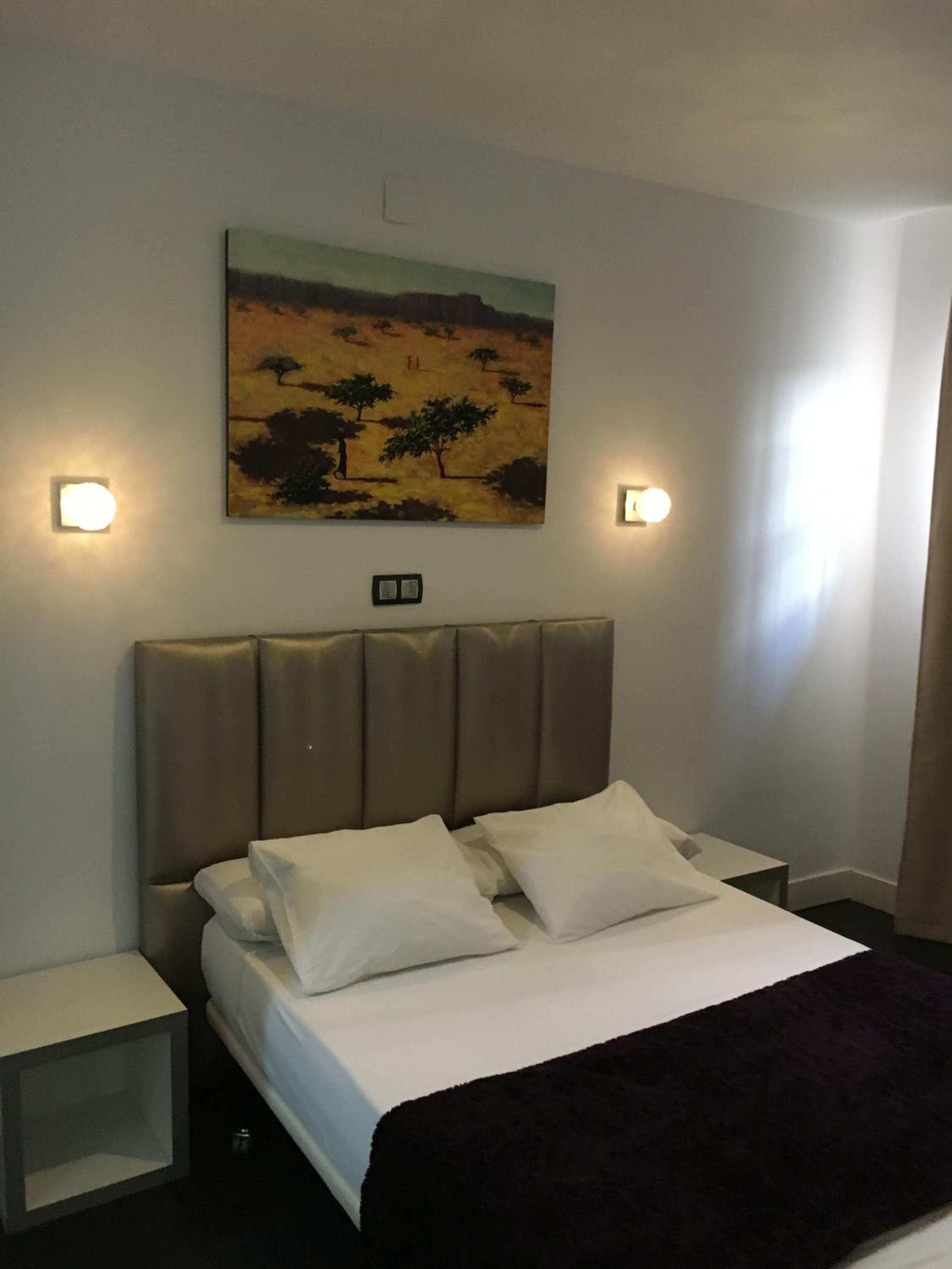 Basic Double Room - Ground Floor photo 2