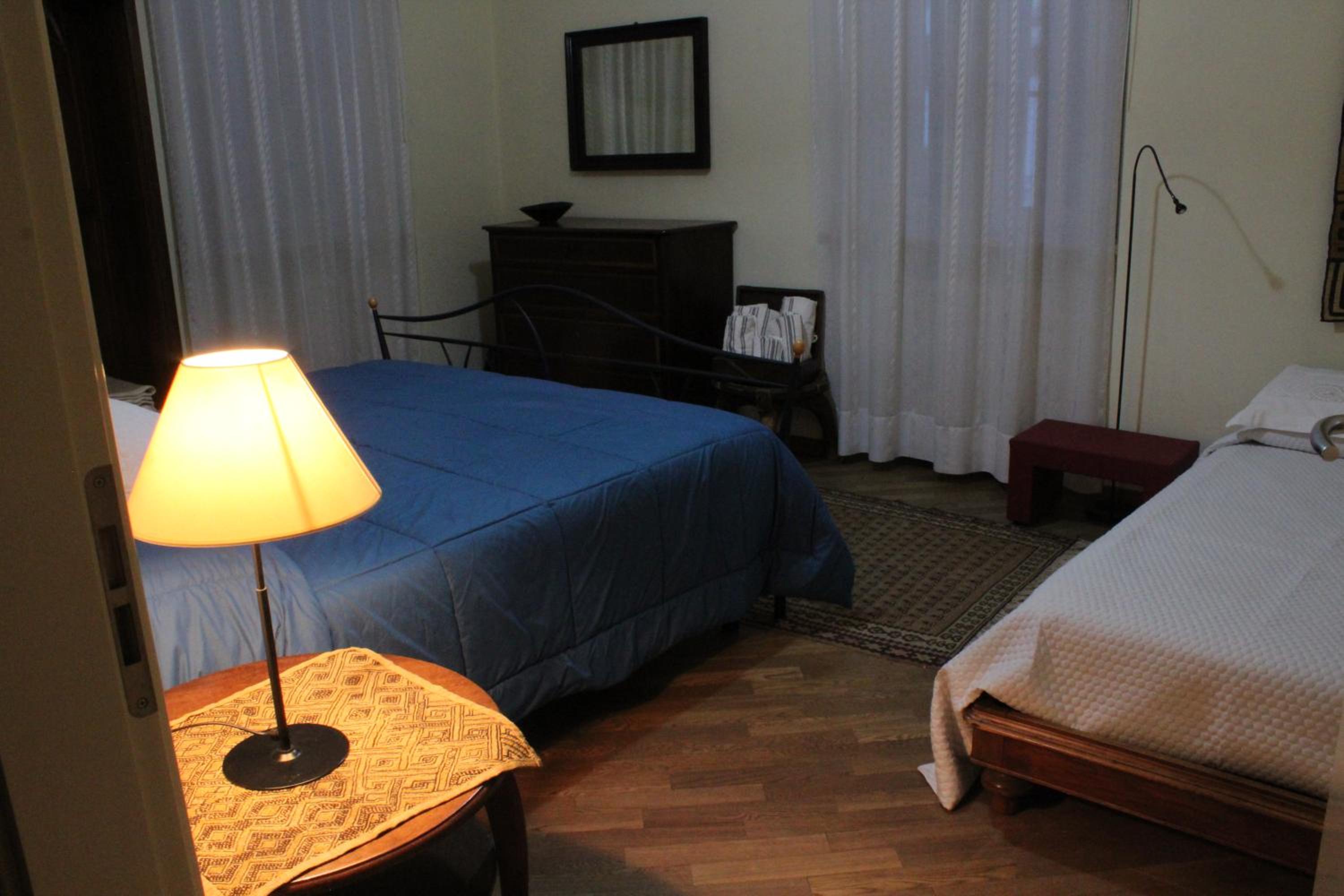 Double Room - Photo 4