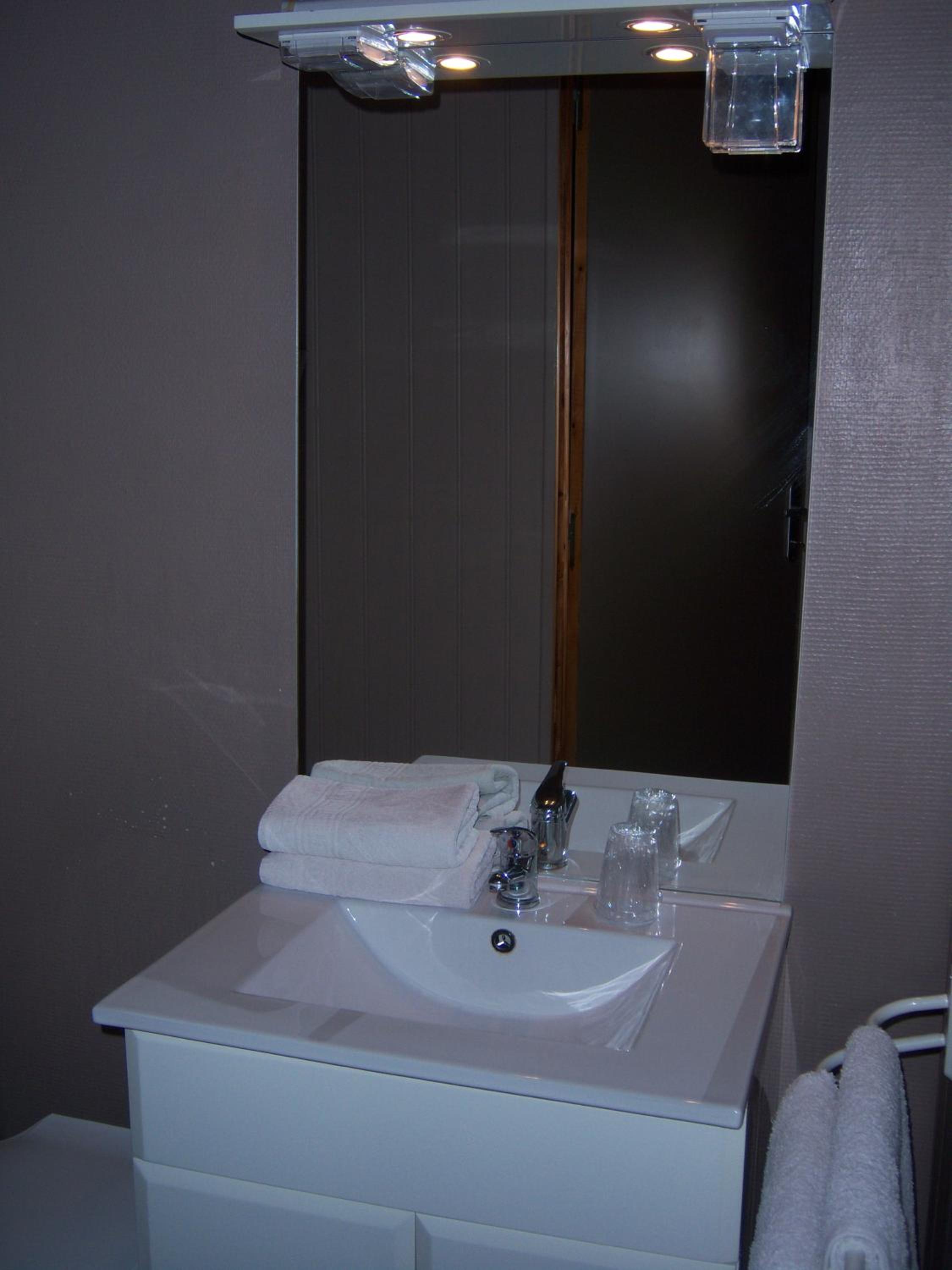 Family Room with Terrace and external private bathroom - Photo 4