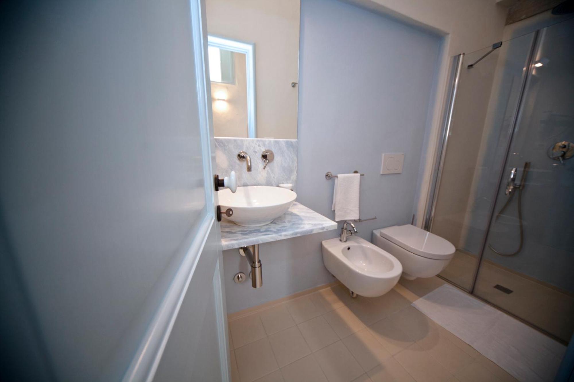 Economy Double Room - Photo 3