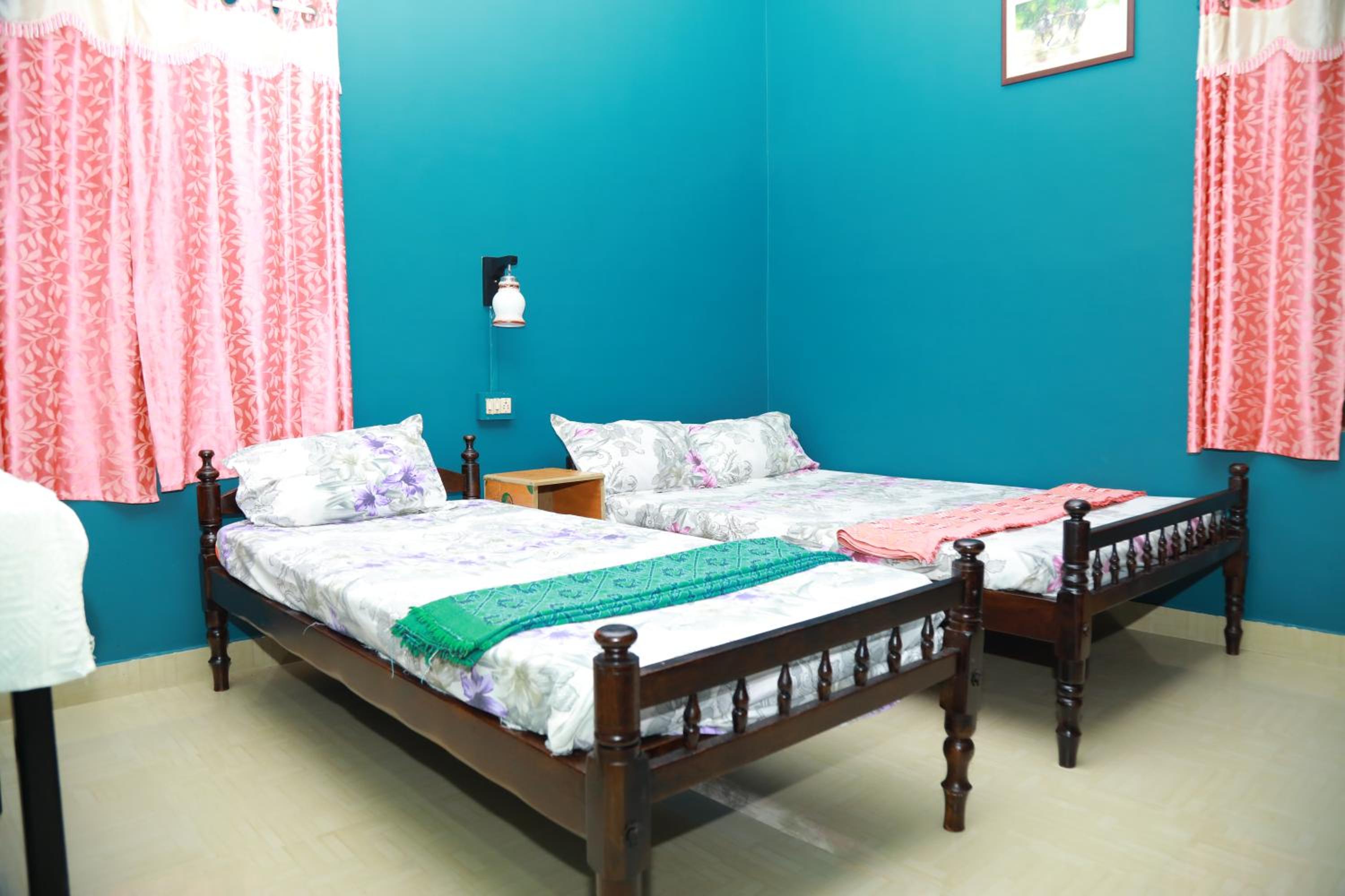 Budget Double Room photo 1