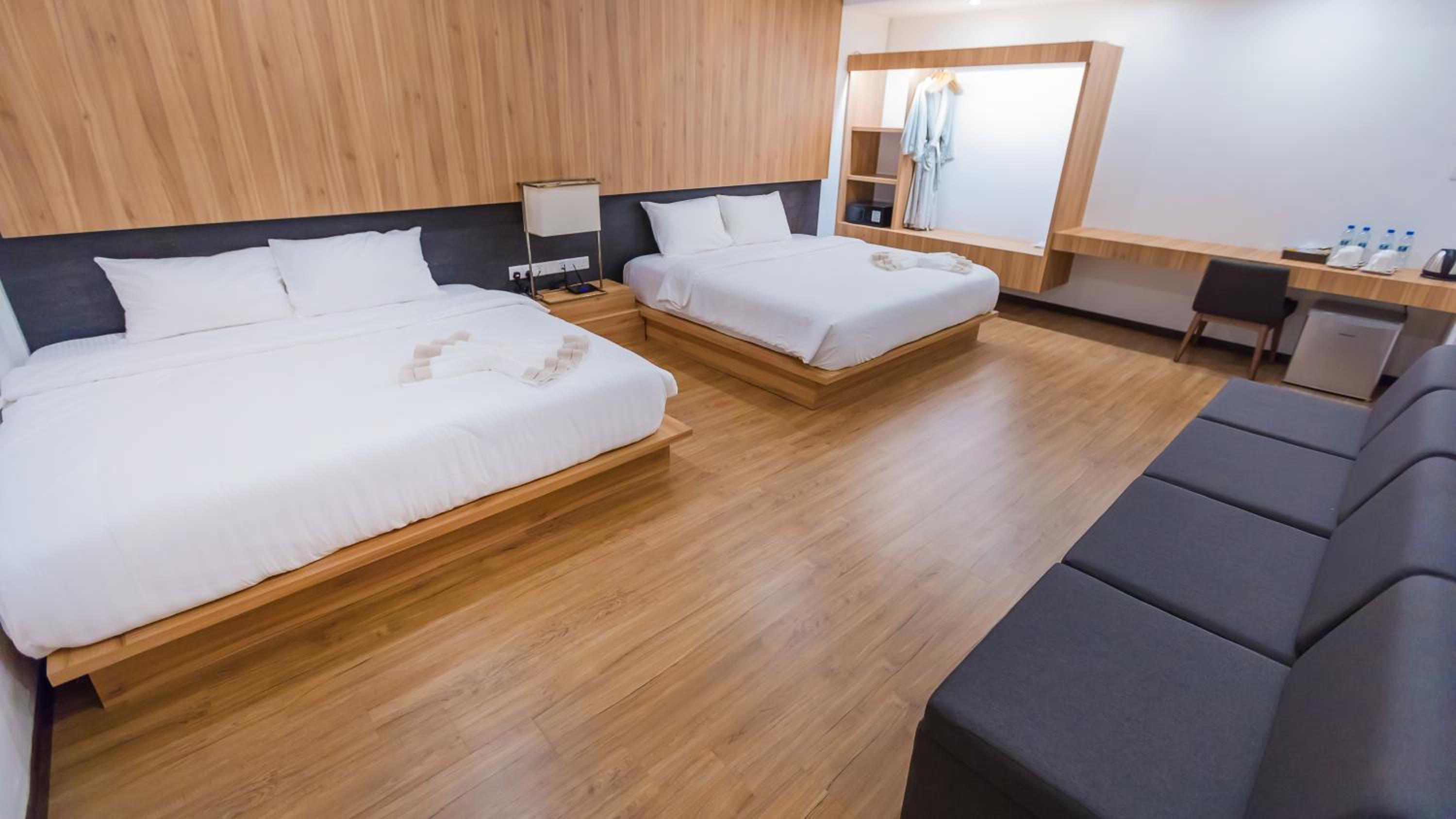 Junior Suite - Photo 11