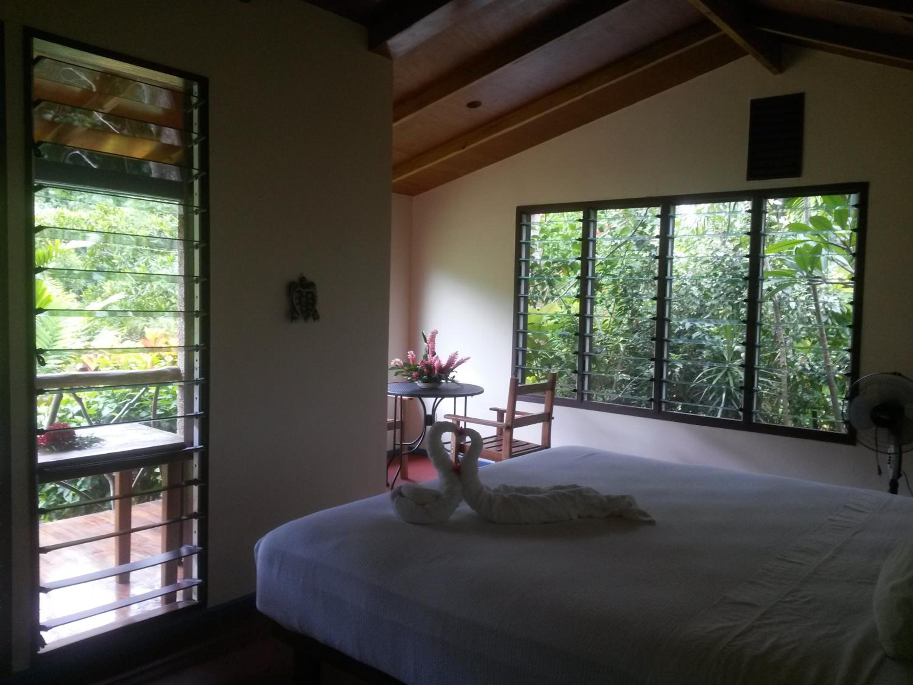 Bungalow - Water Front