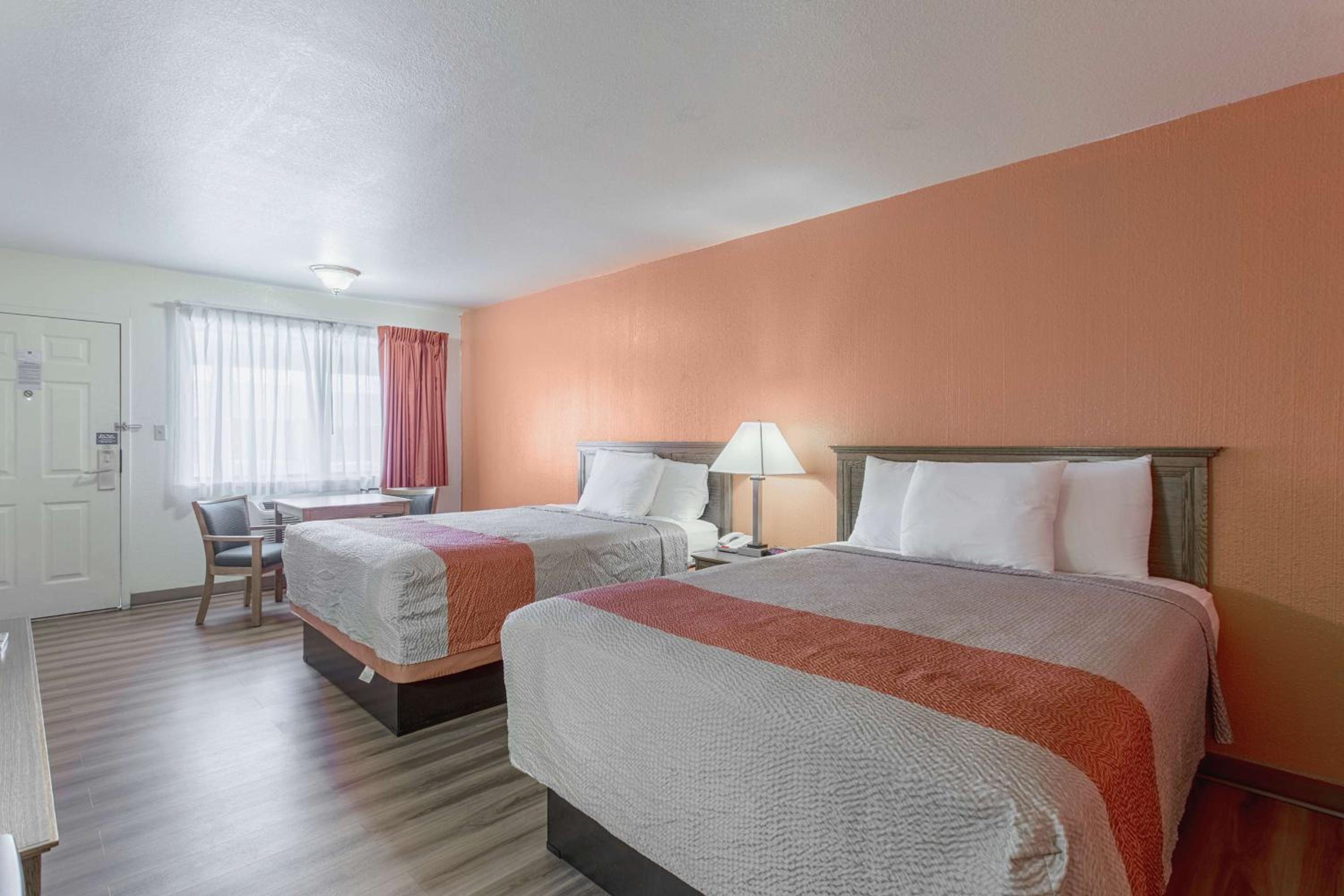 Queen Room with Two Queen Beds - Disability Access - Non-Smoking photo 3