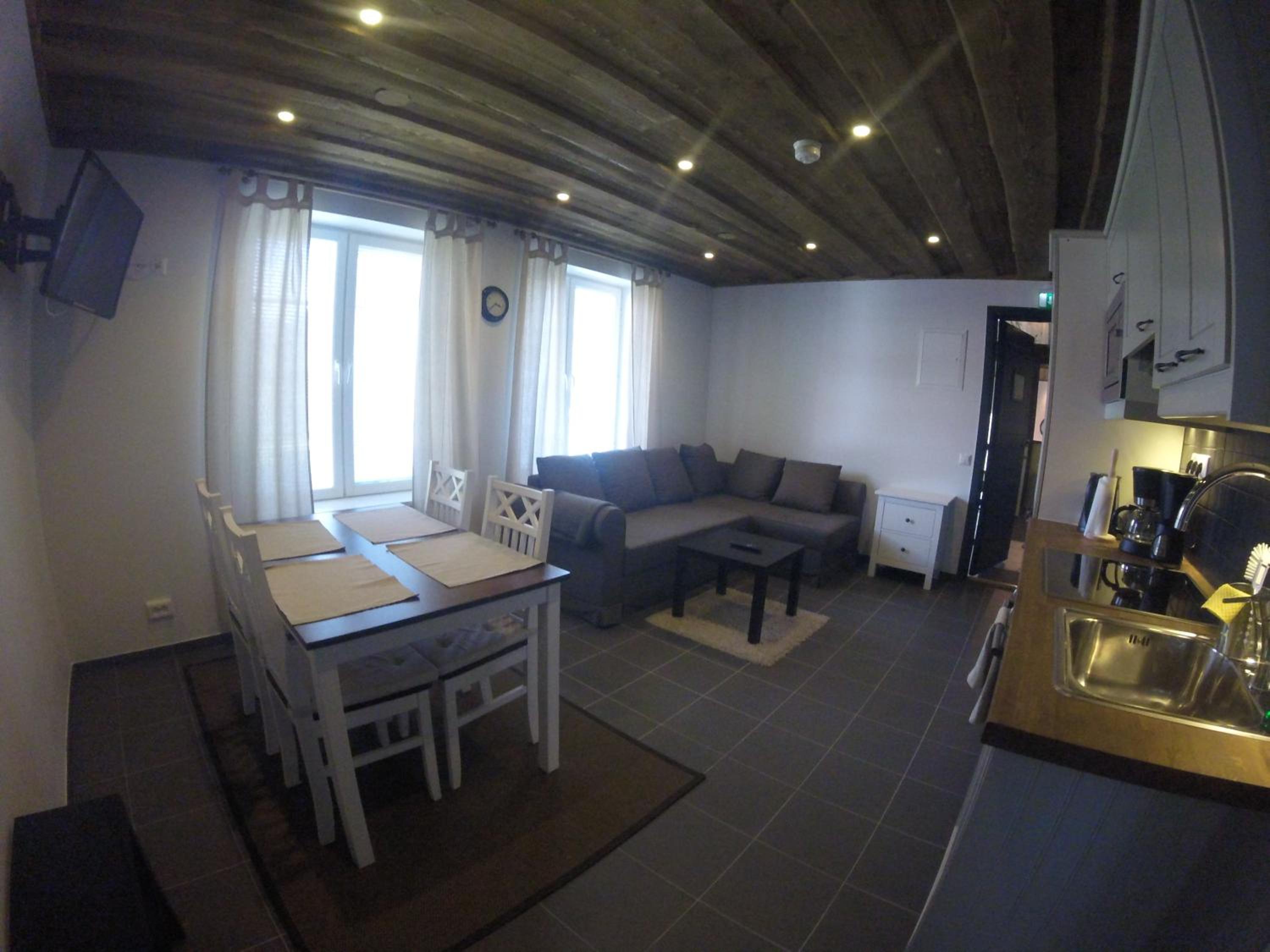 One-Bedroom Apartment - Photo 1