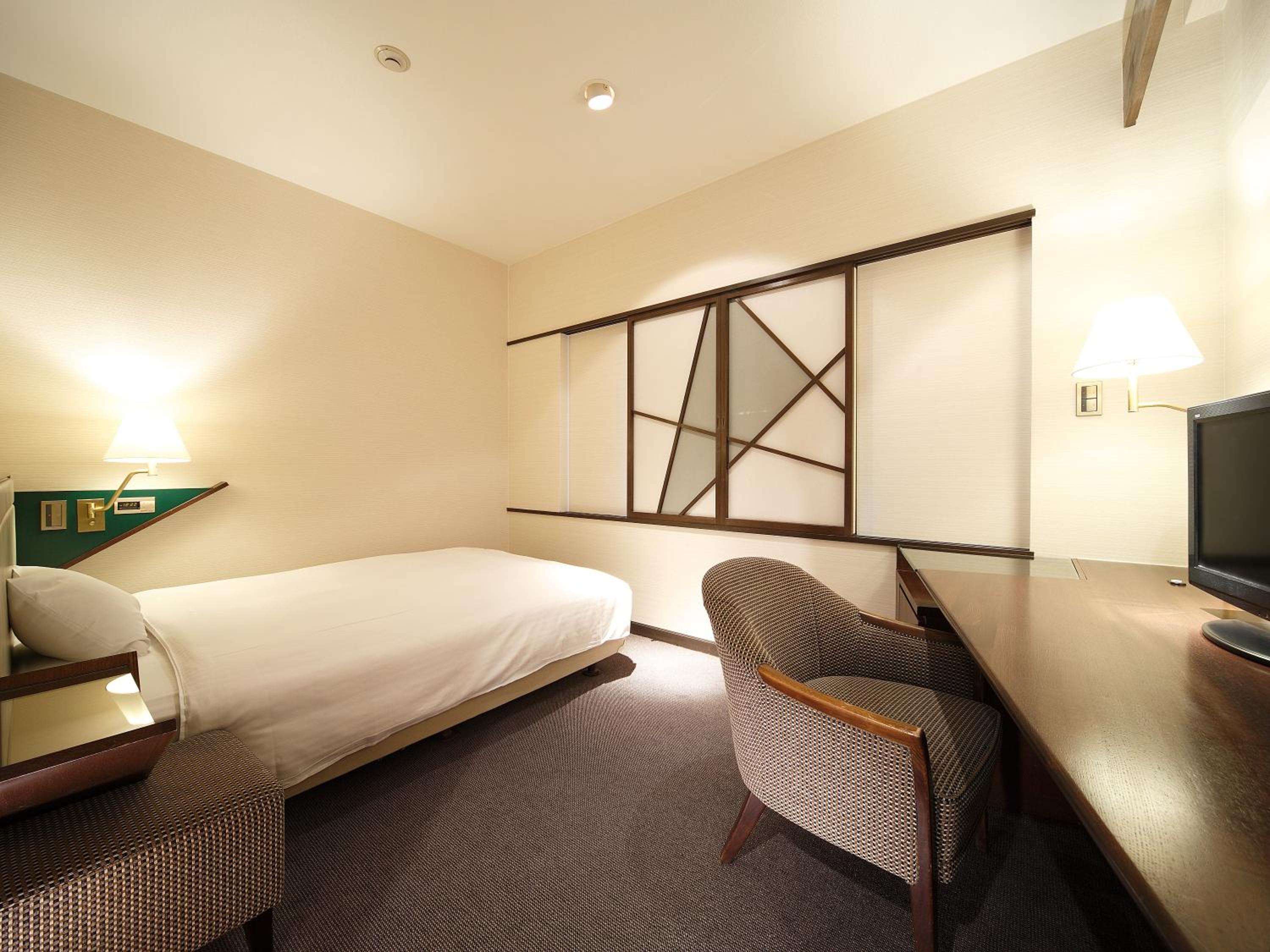 Economy Single Room - Smoking photo 1