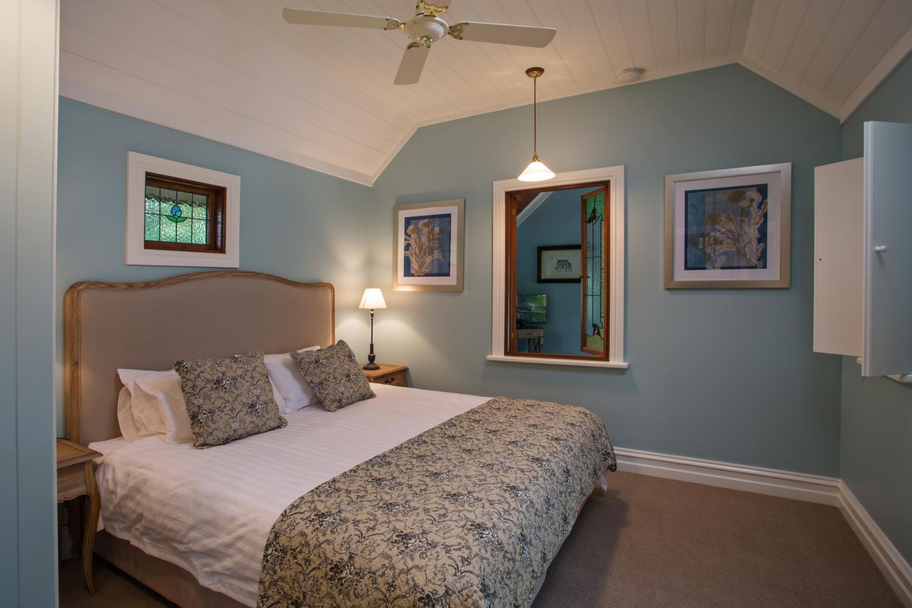 One-Bedroom Cottage - Gate House photo 3
