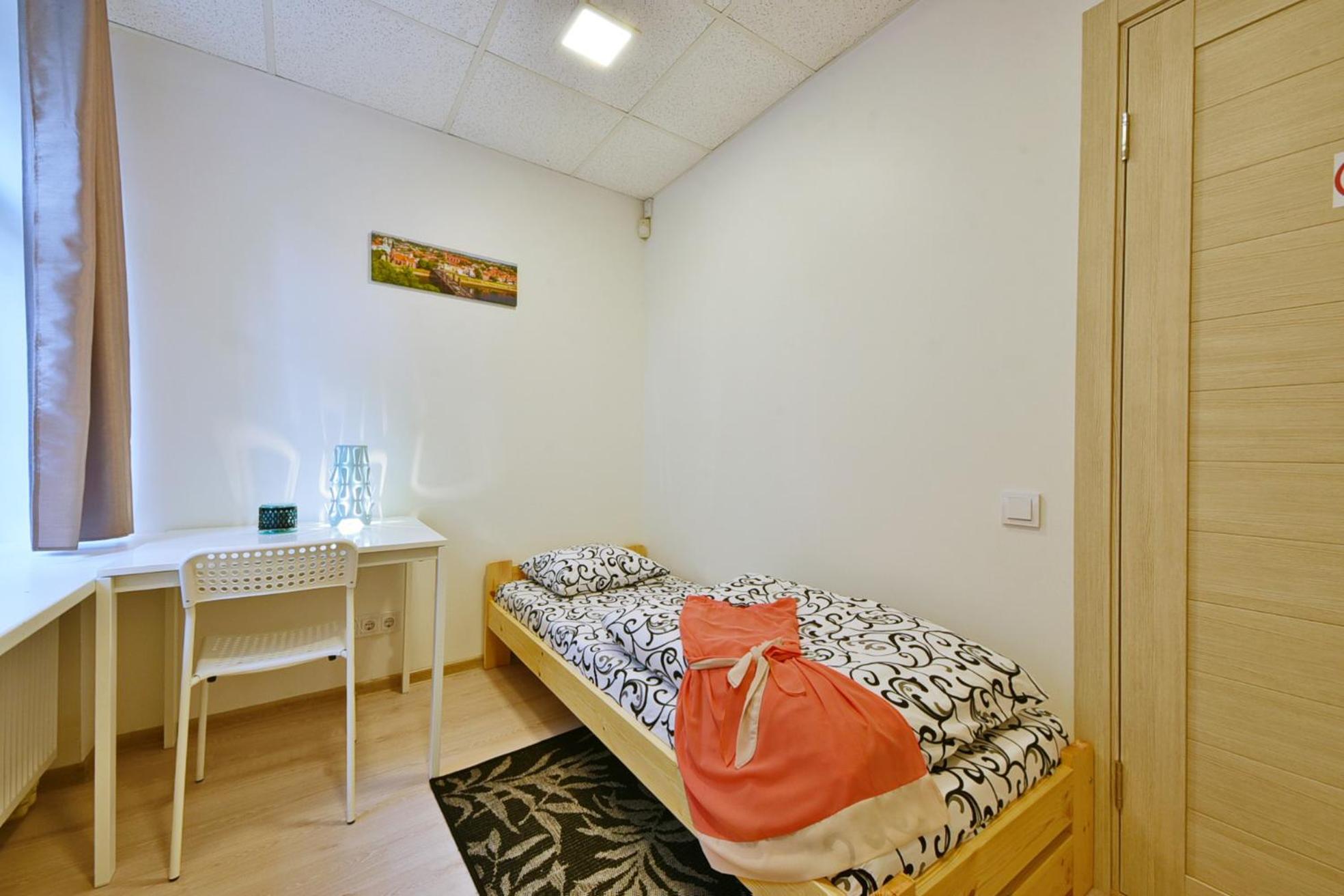 Single Room with Shared Bathroom photo 1