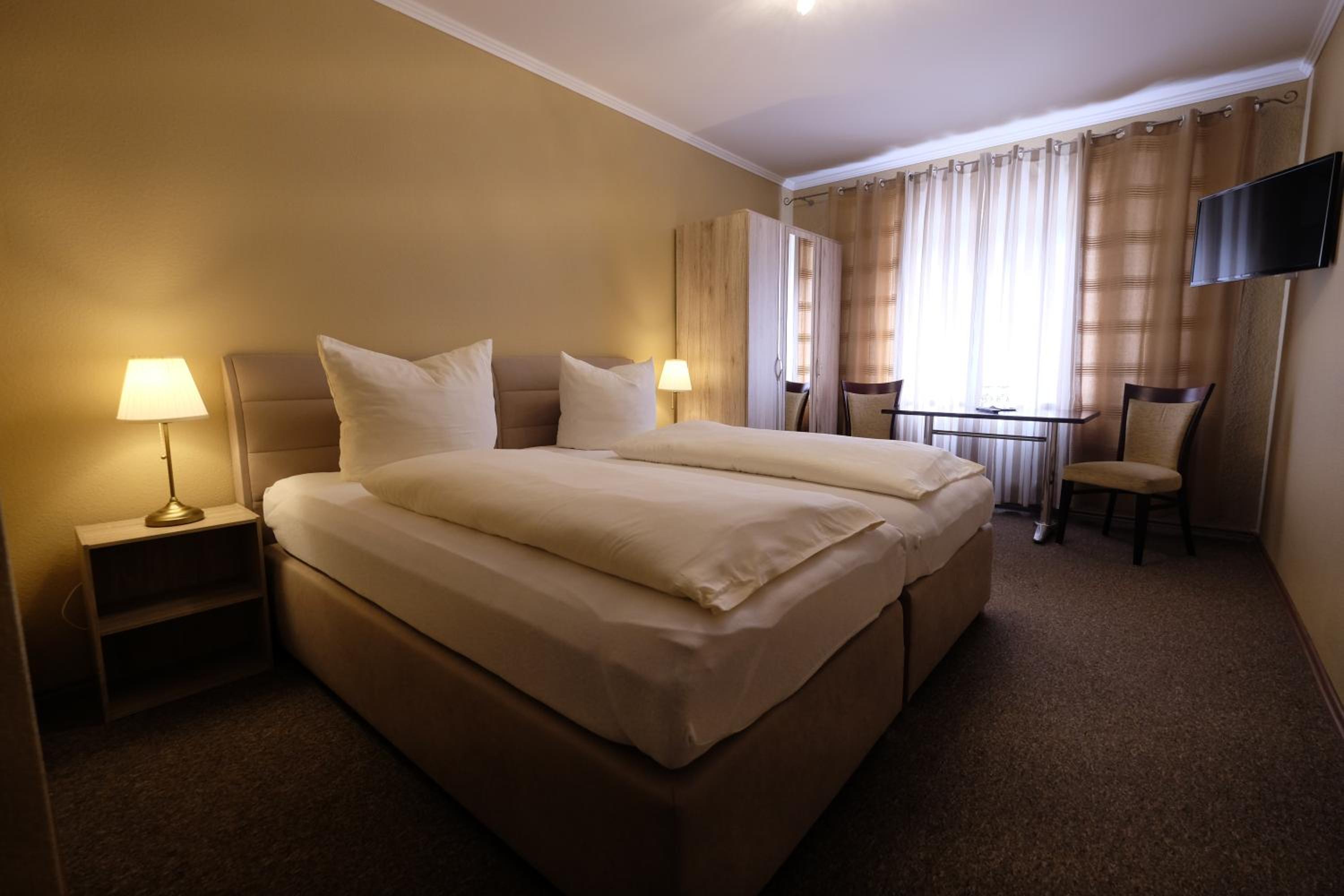 Double or Twin Room - Photo 1