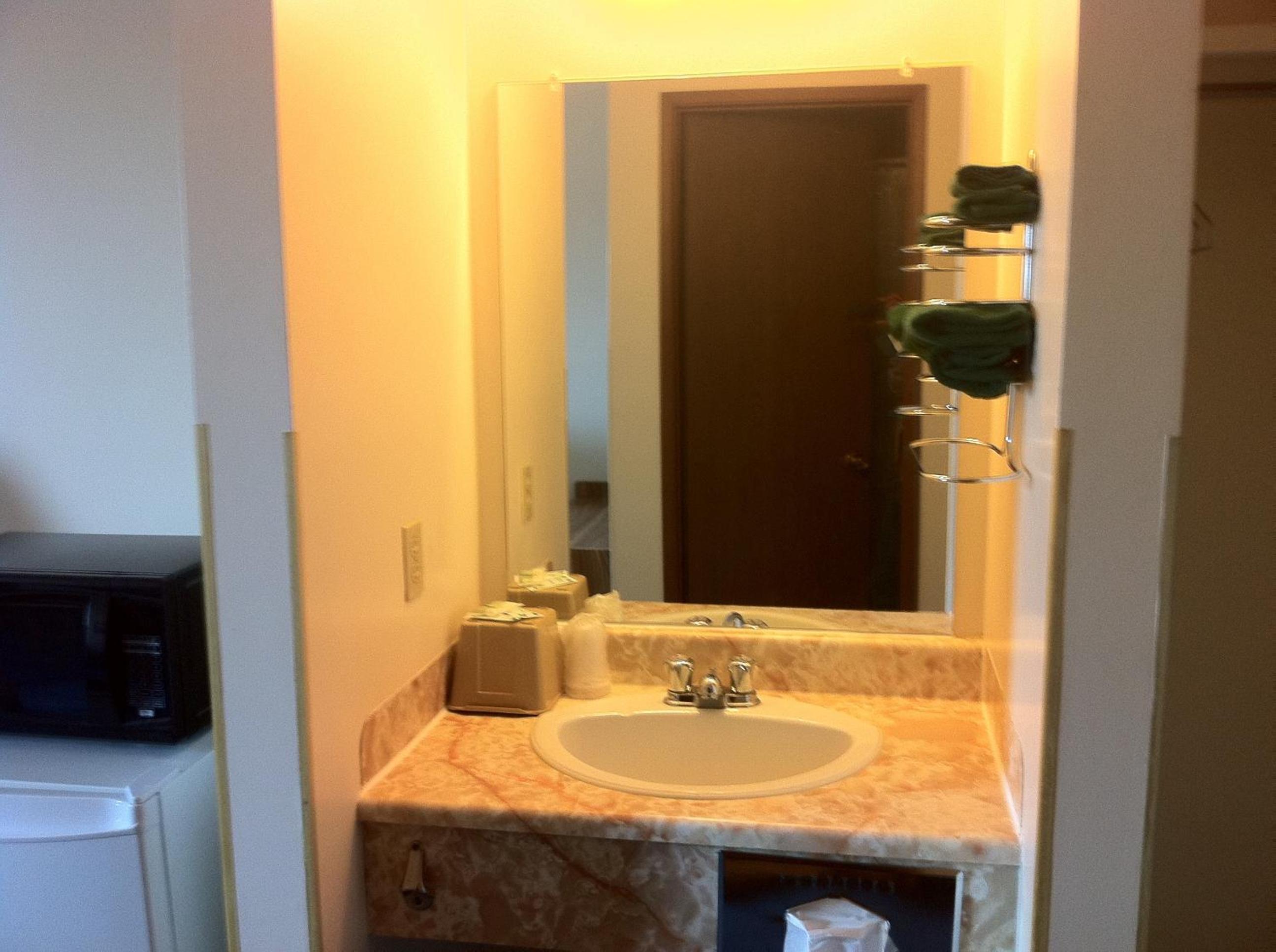Single Room photo 3