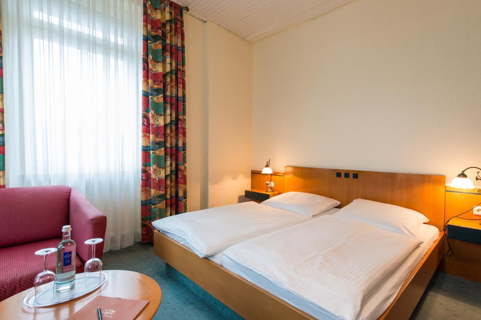 Standard Double Room - Photo 2