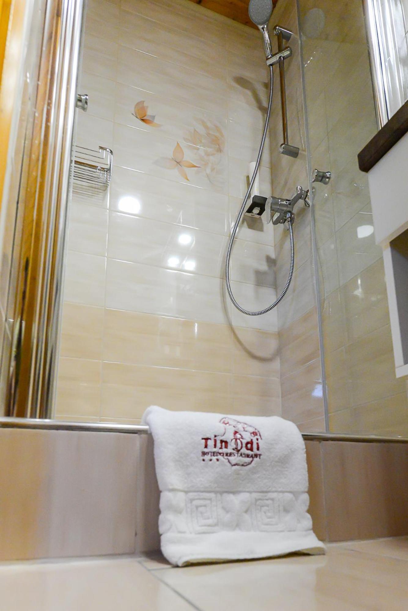 Standard Queen Room - Photo 3