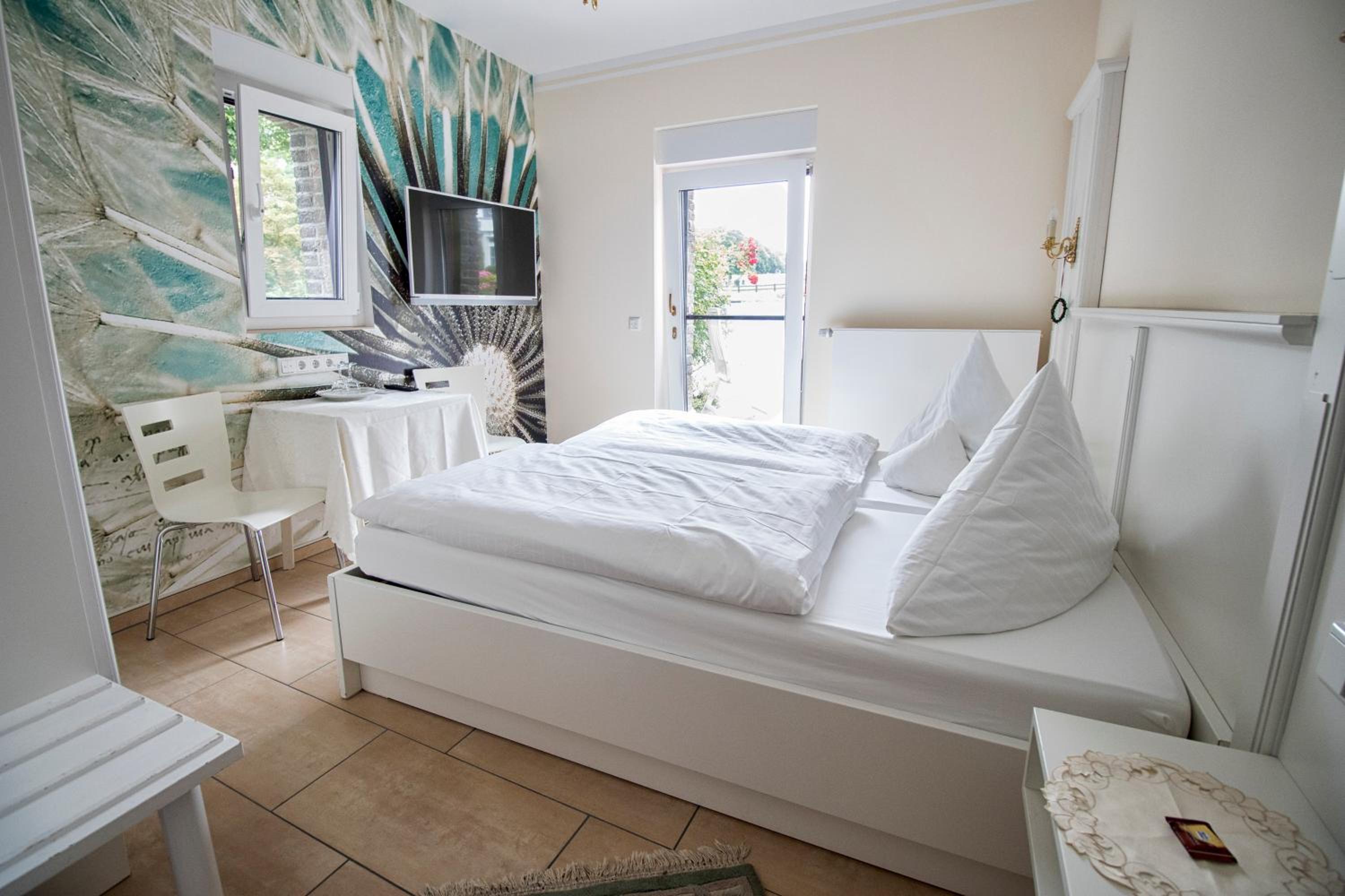 Double Room - Photo 2