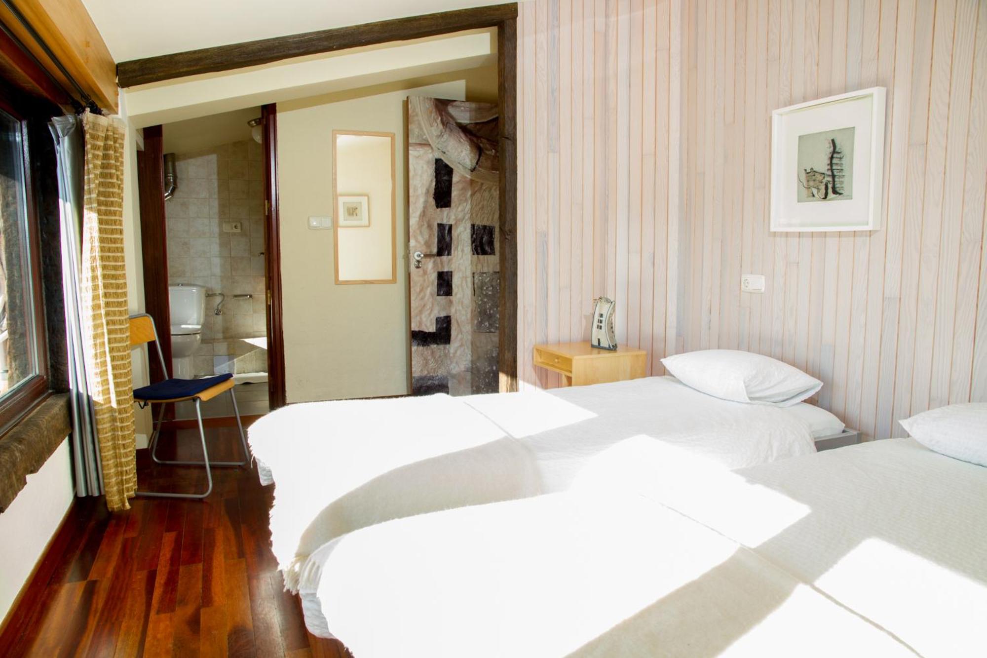 Habitación Doble con Baño Privado