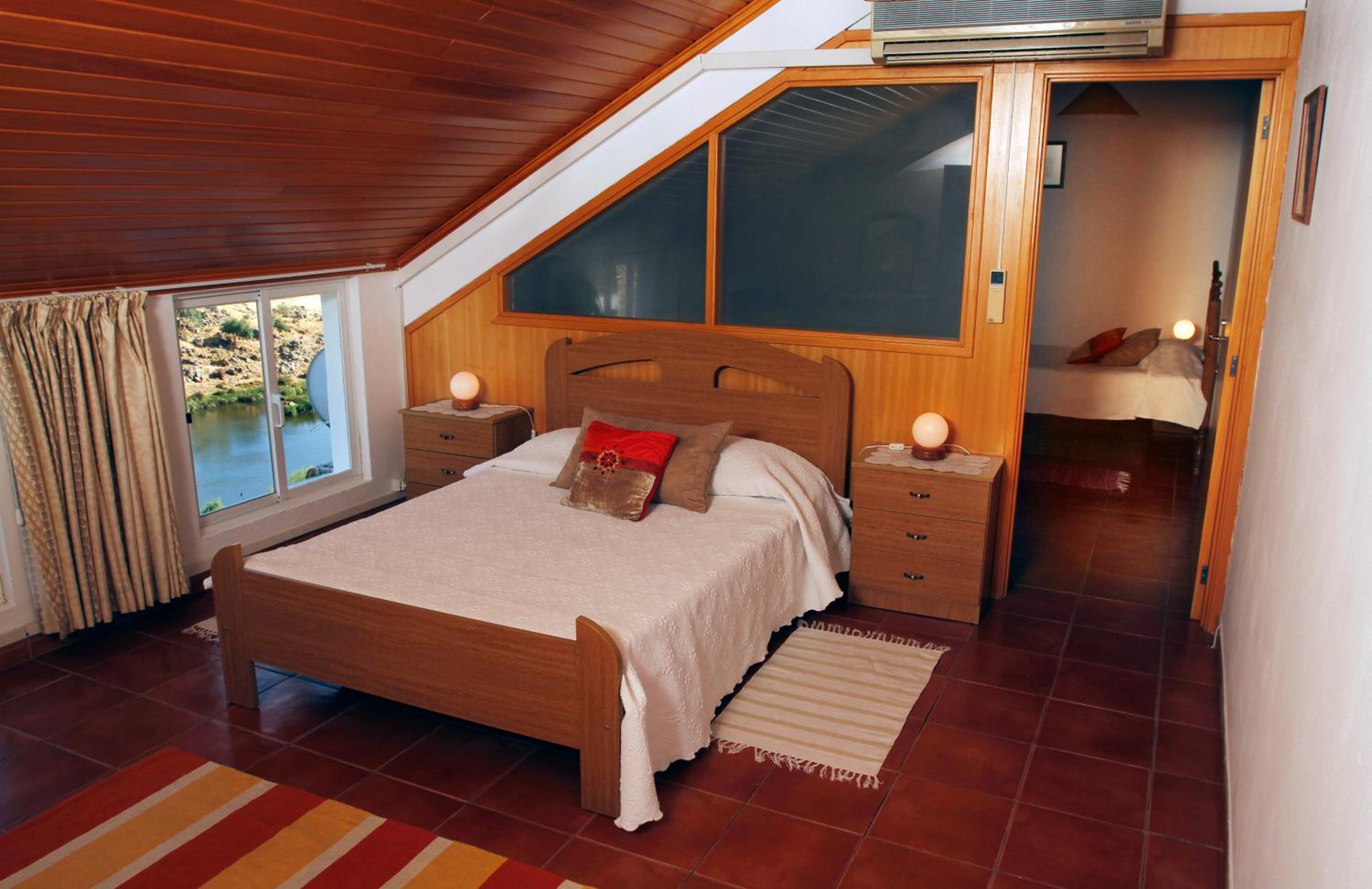 Triple Room with Balcony - Photo 2