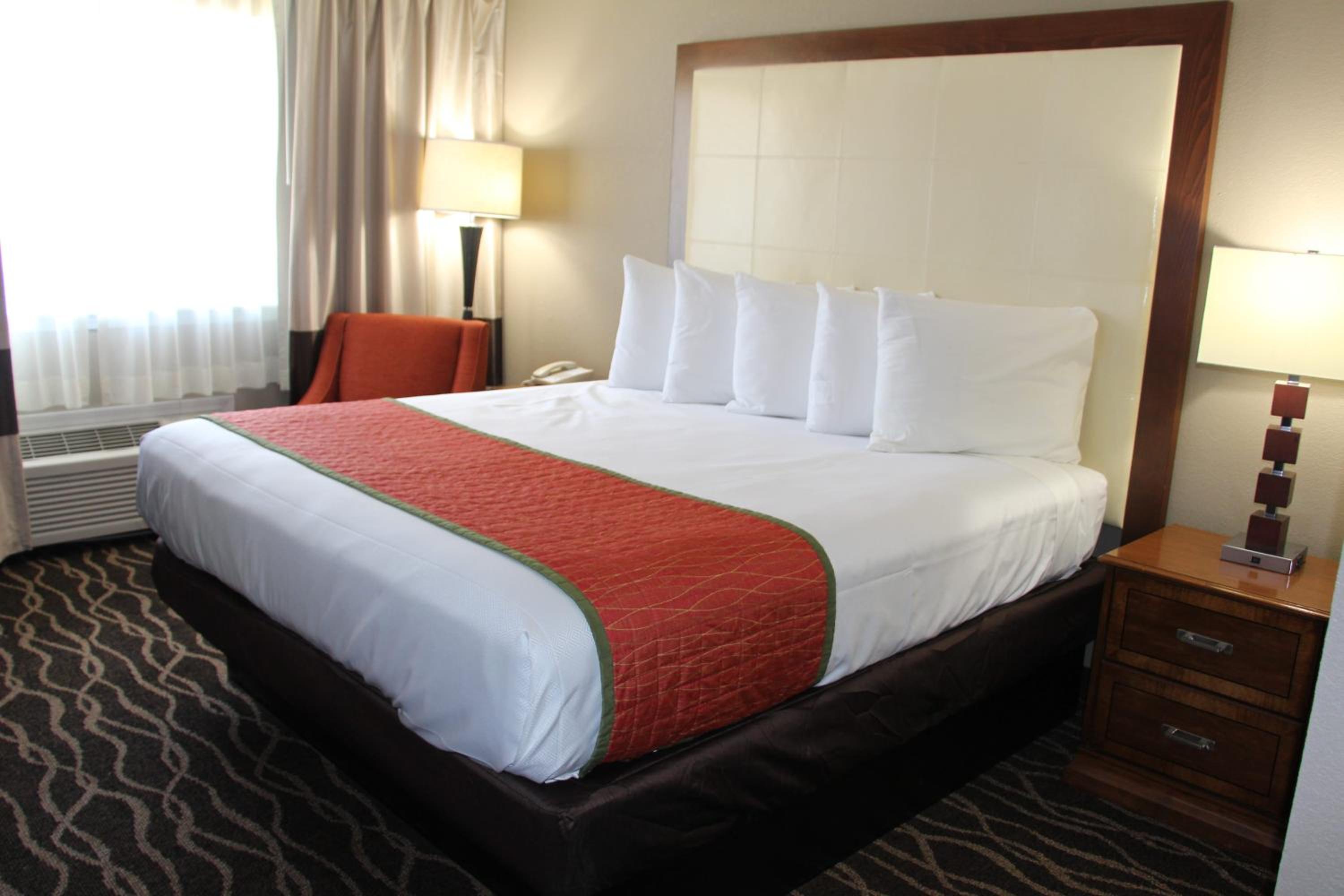 Executive King Room - Non-Smoking - Indoor photo 1